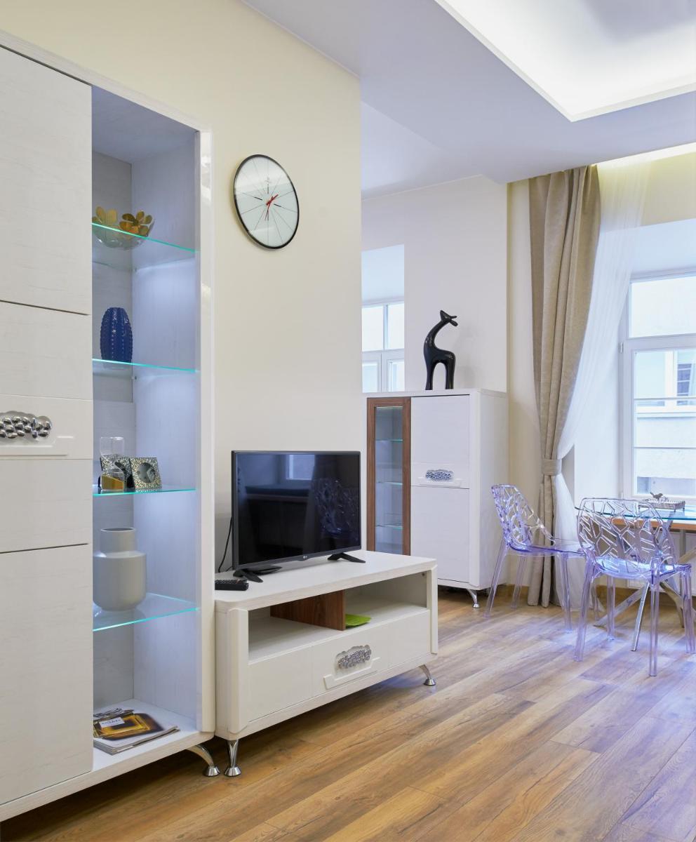 Deluxe Apartment - Photo 18