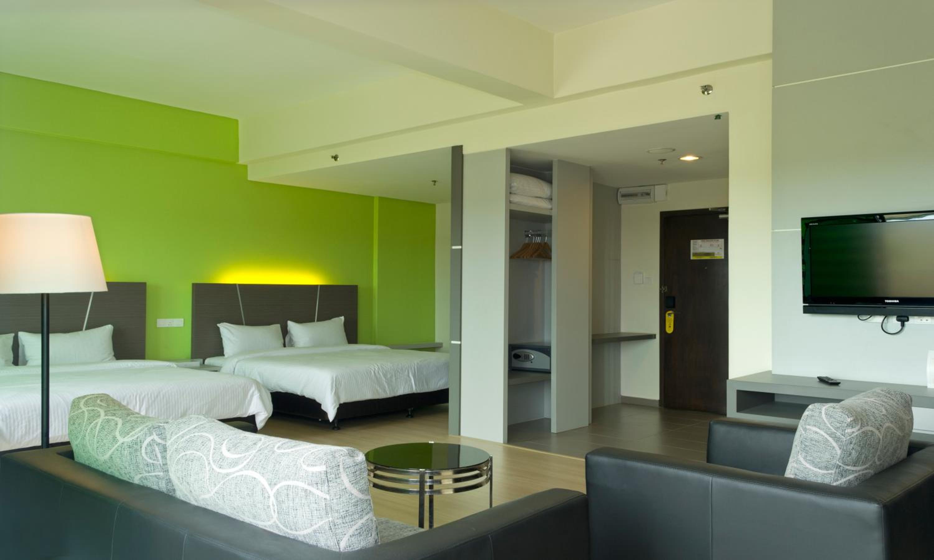Family Suite photo 2