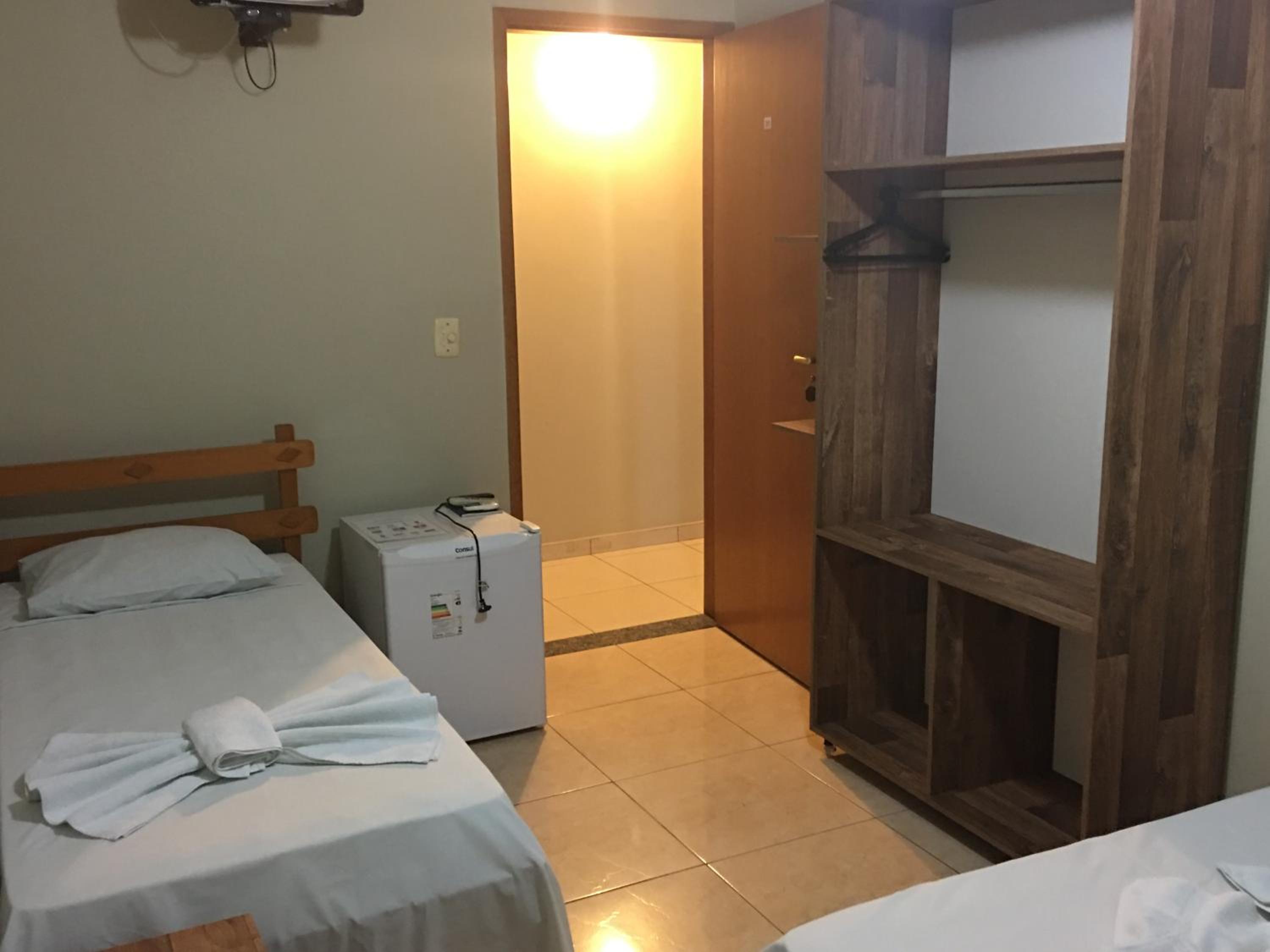 Standard Double or Twin Room photo 3