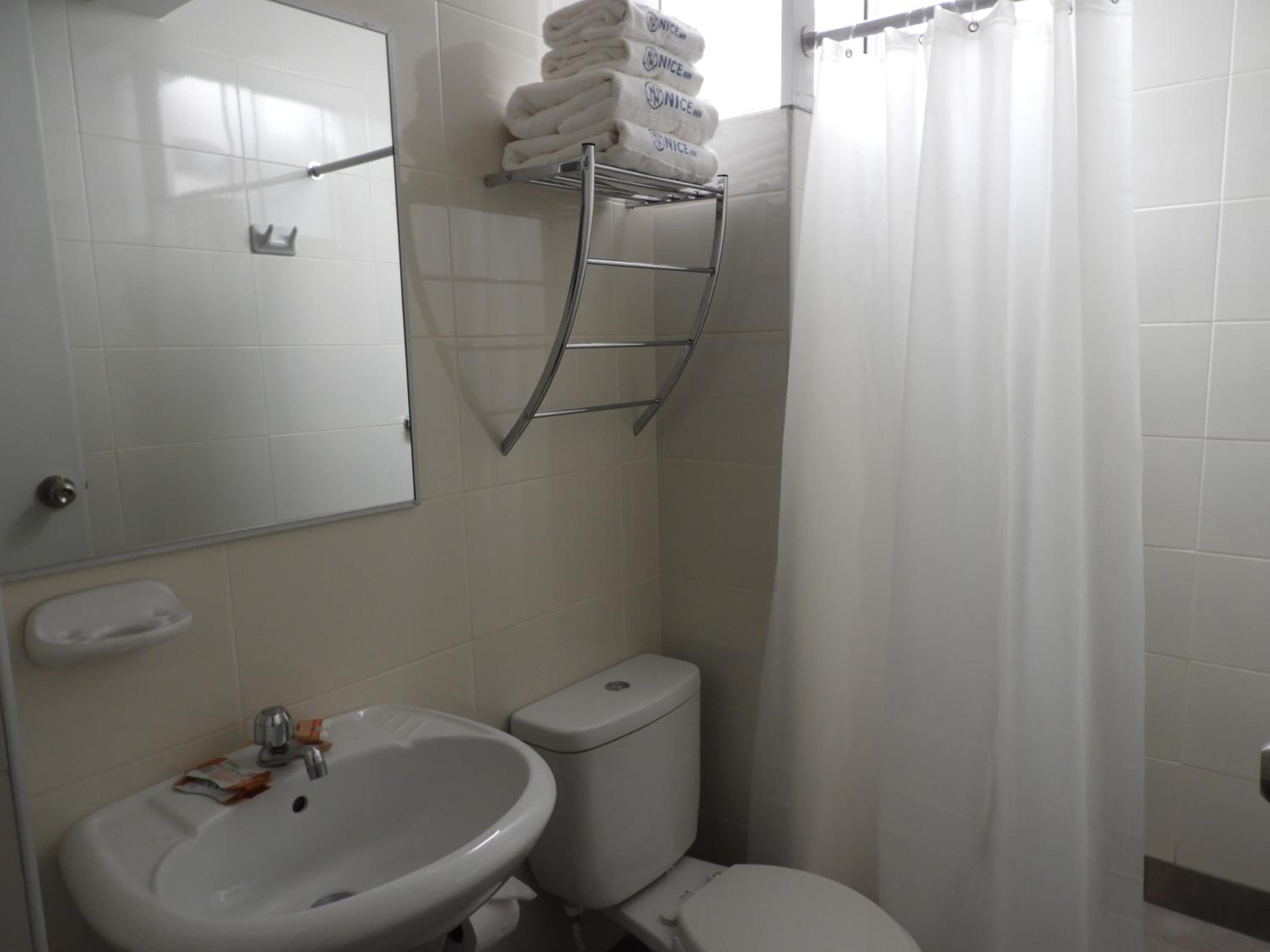 Standard Twin Room photo 2
