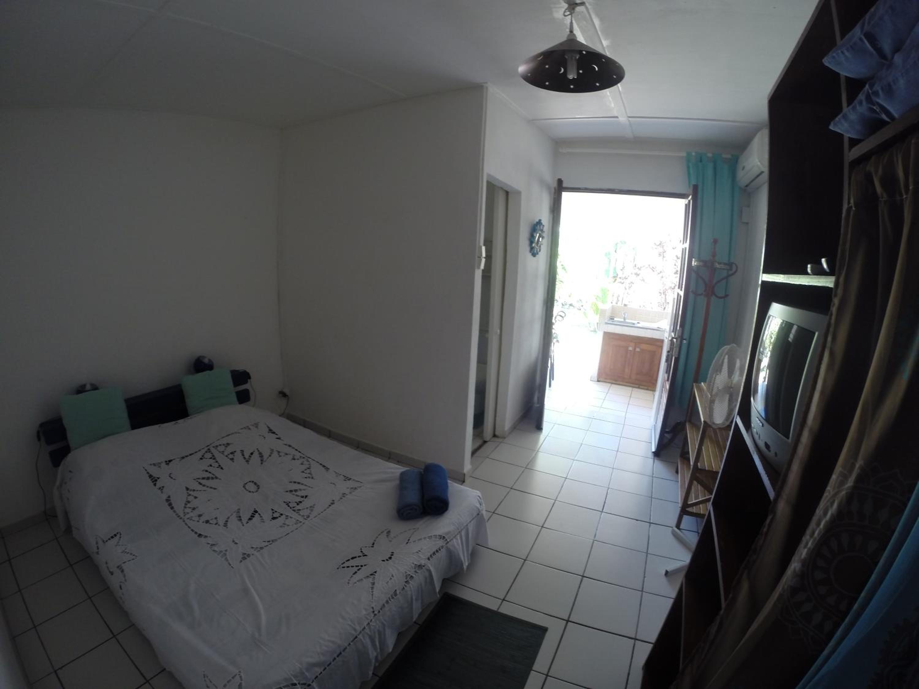 Bungalow photo 1