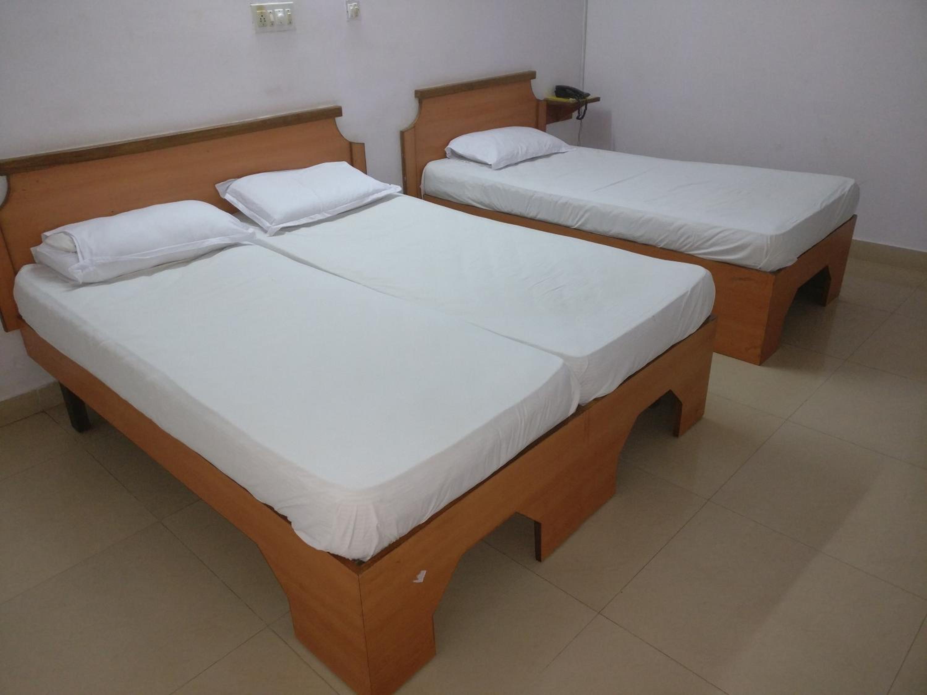 Triple Room - AC photo 2