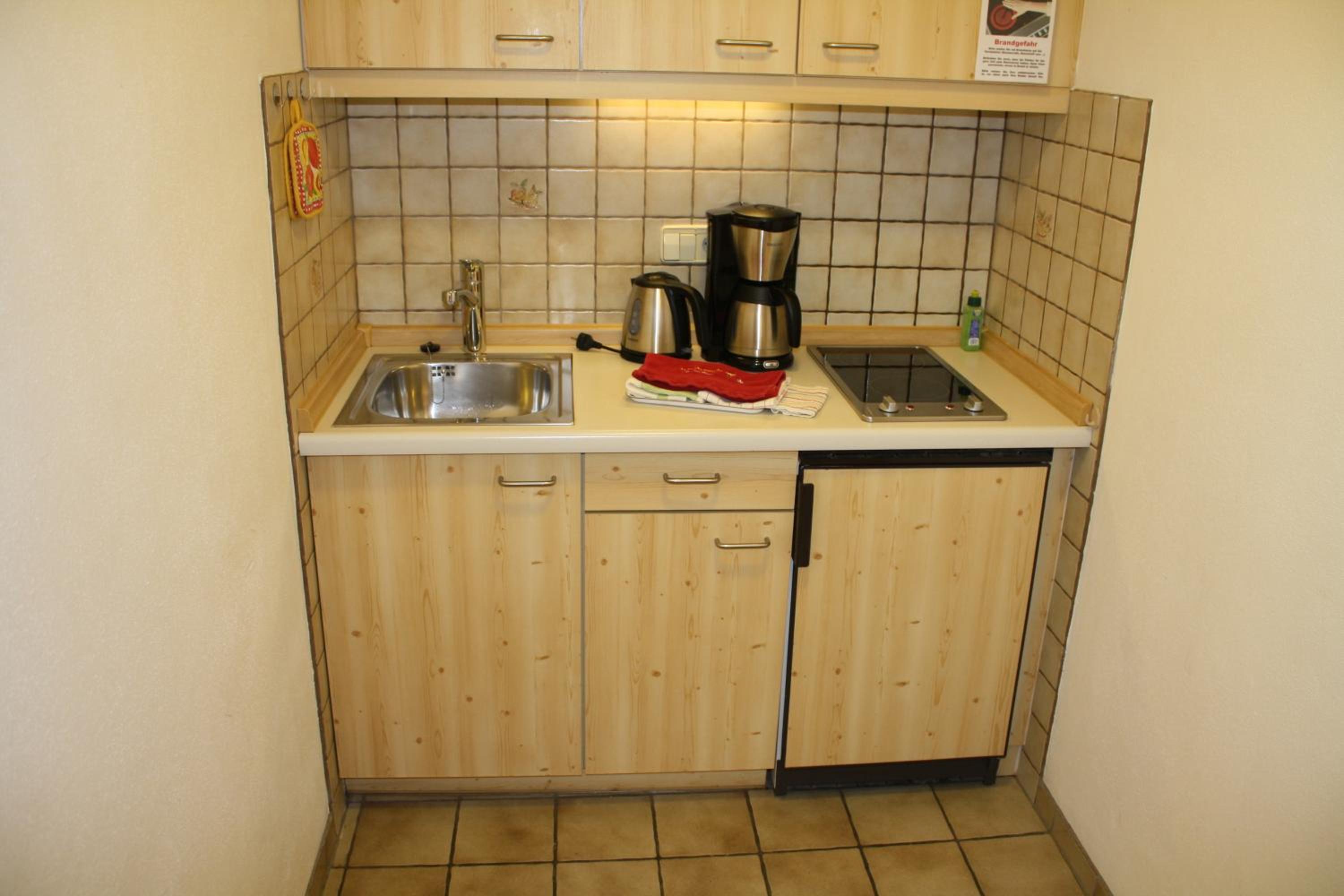 1-Room Apartment No. 8 photo 2