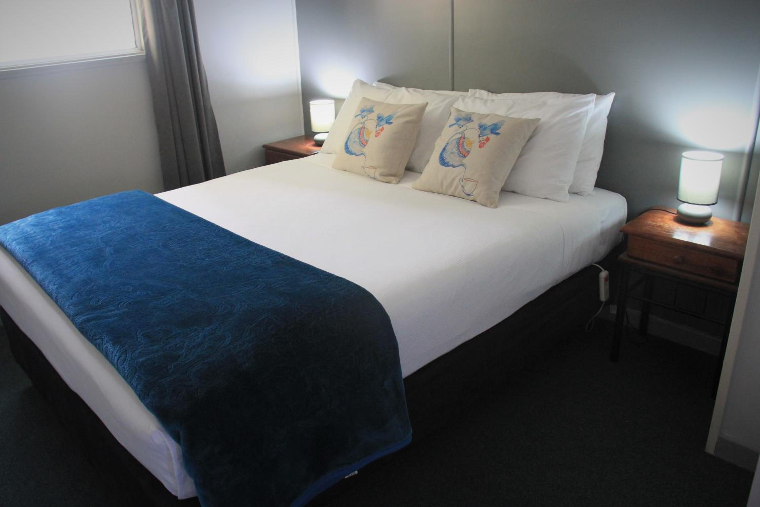 Standard Two-Bedroom Apartment thumbnail 5