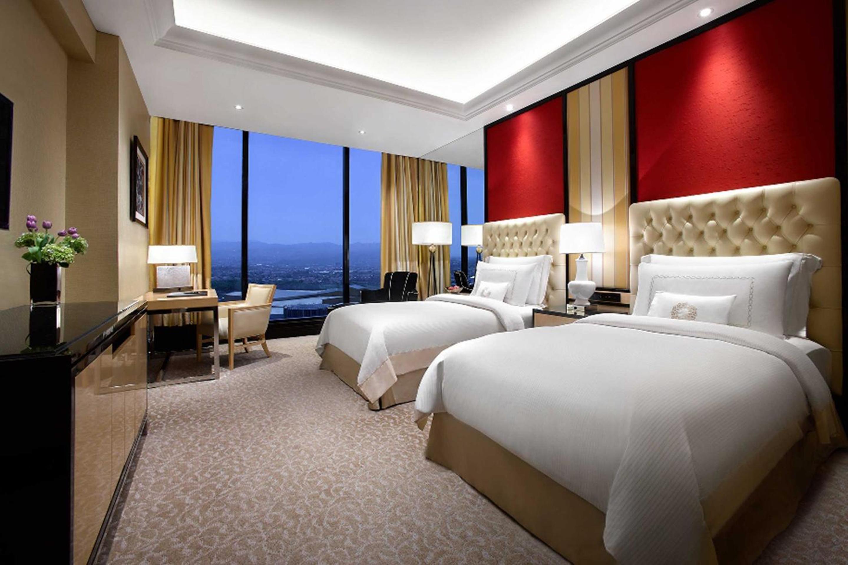 Premier Room - Photo 3