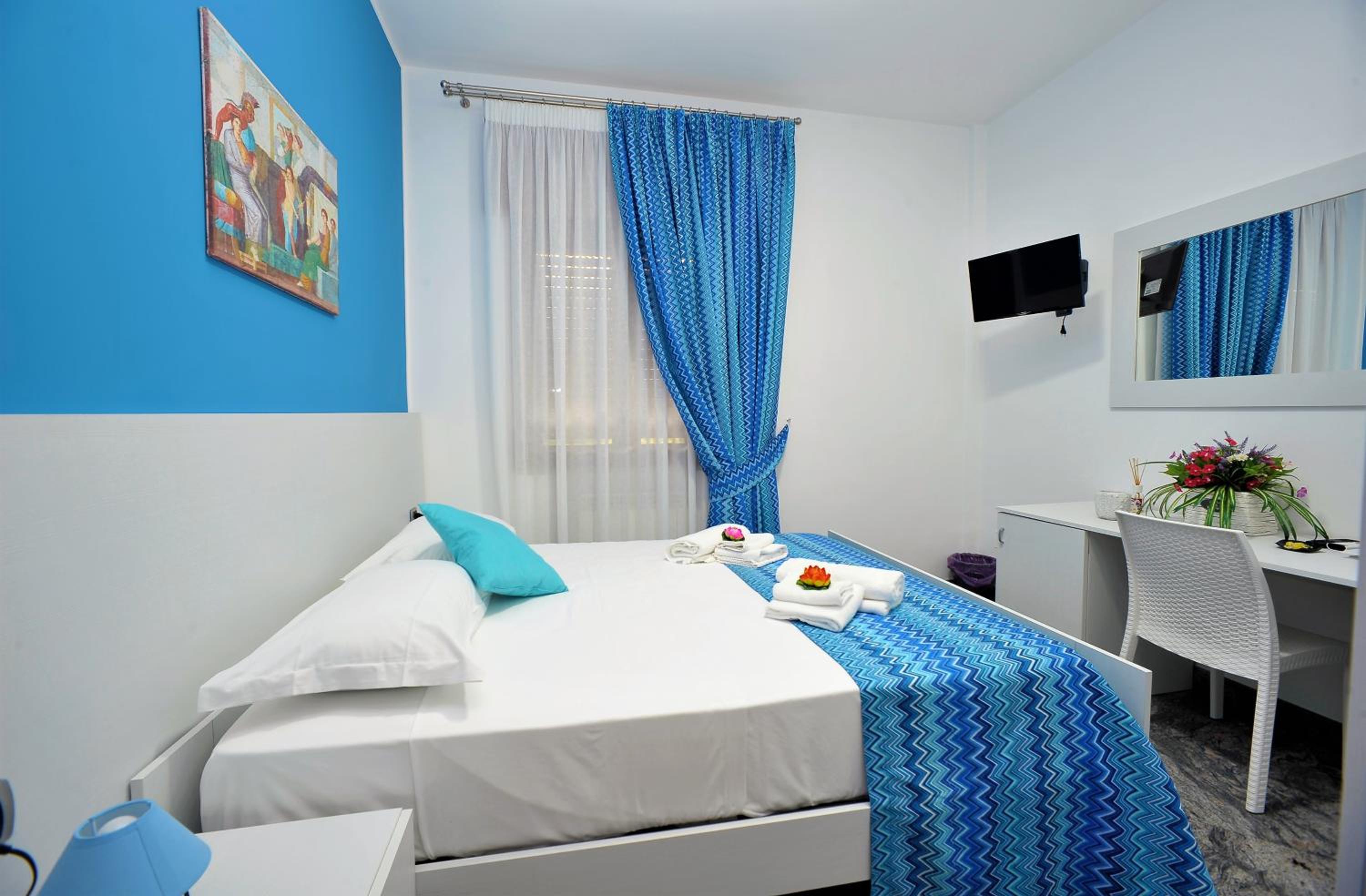 Double Room with Private External Bathroom