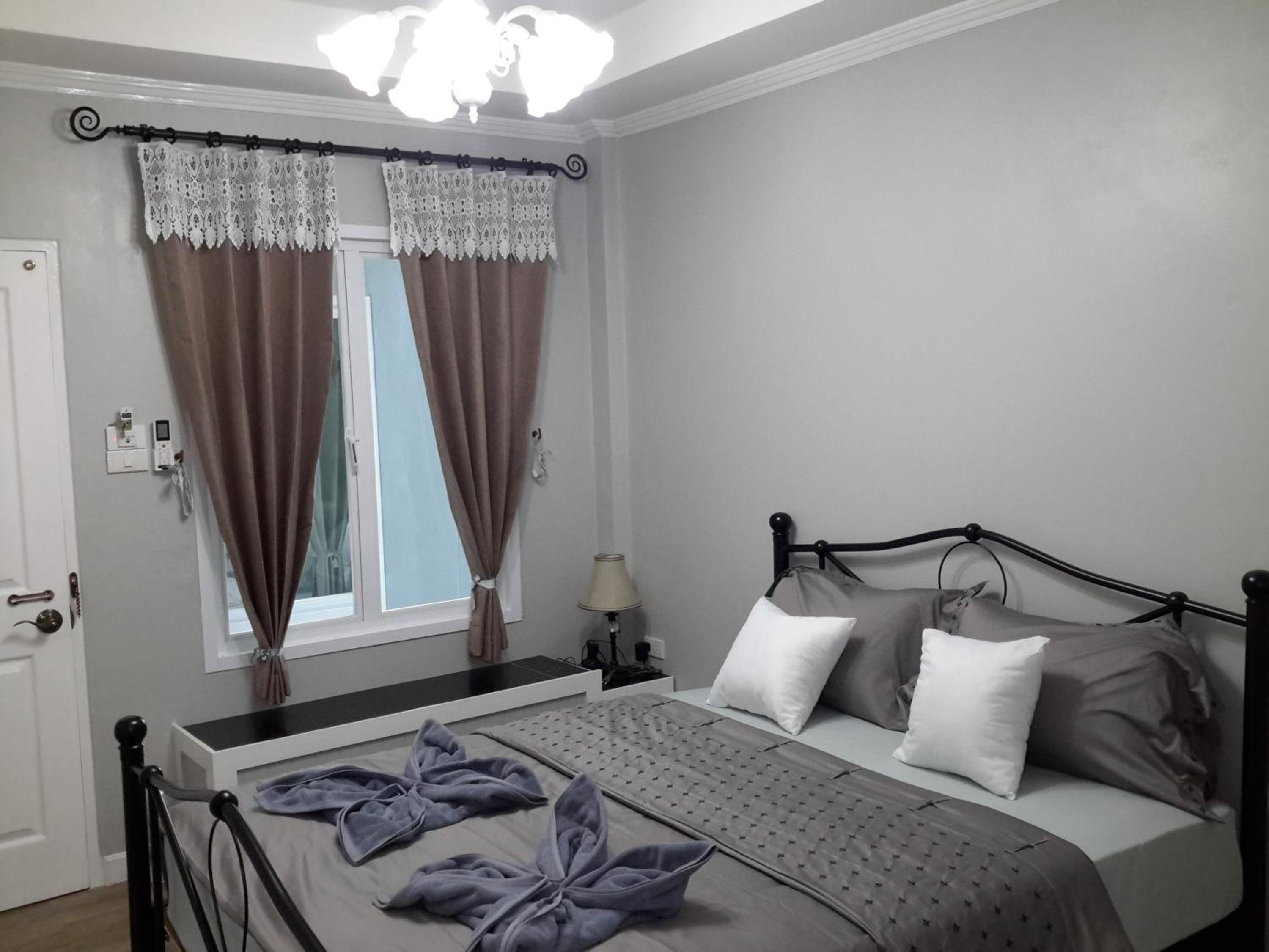 Deluxe Queen Room photo 2