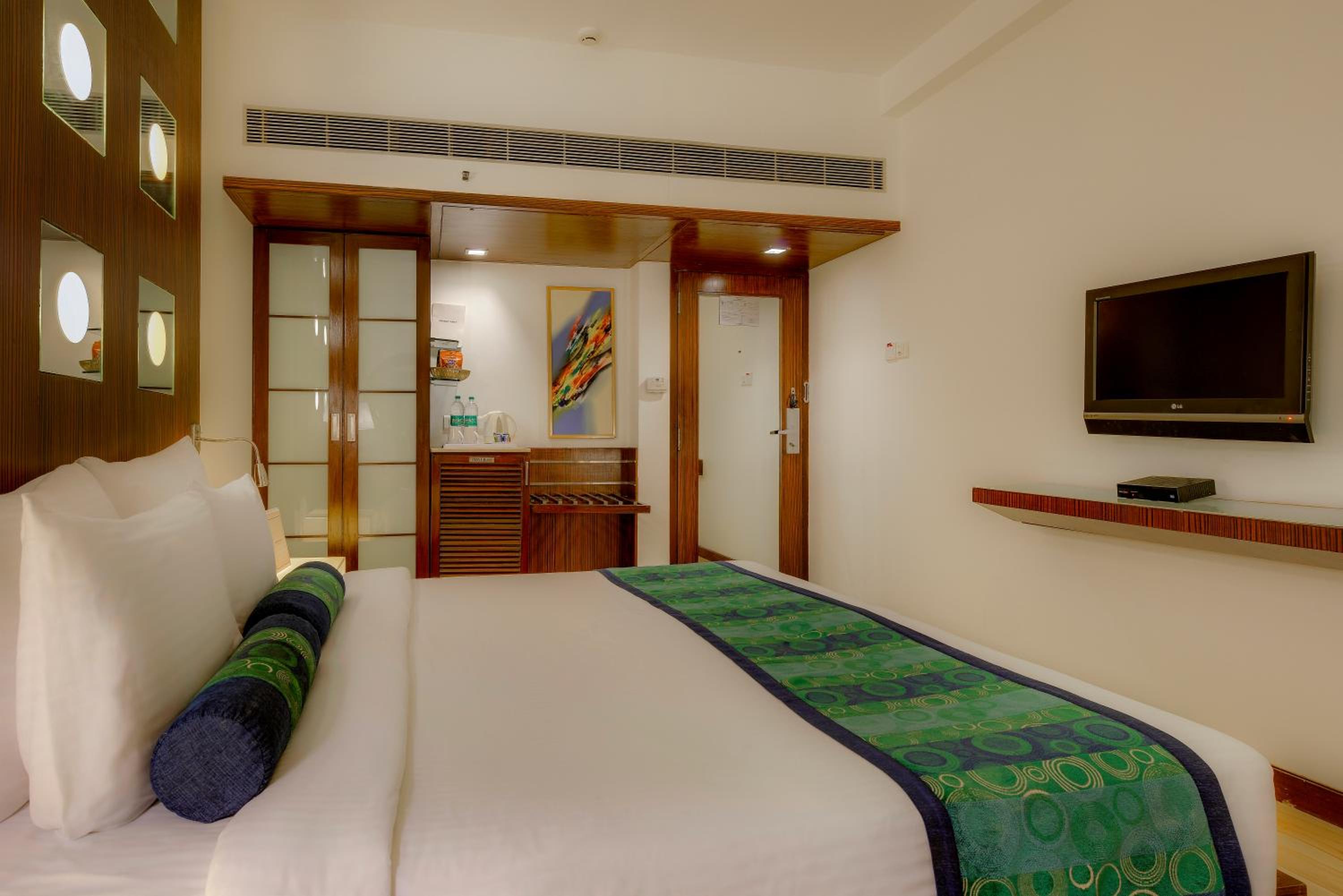 Superior Double Room - Photo 3