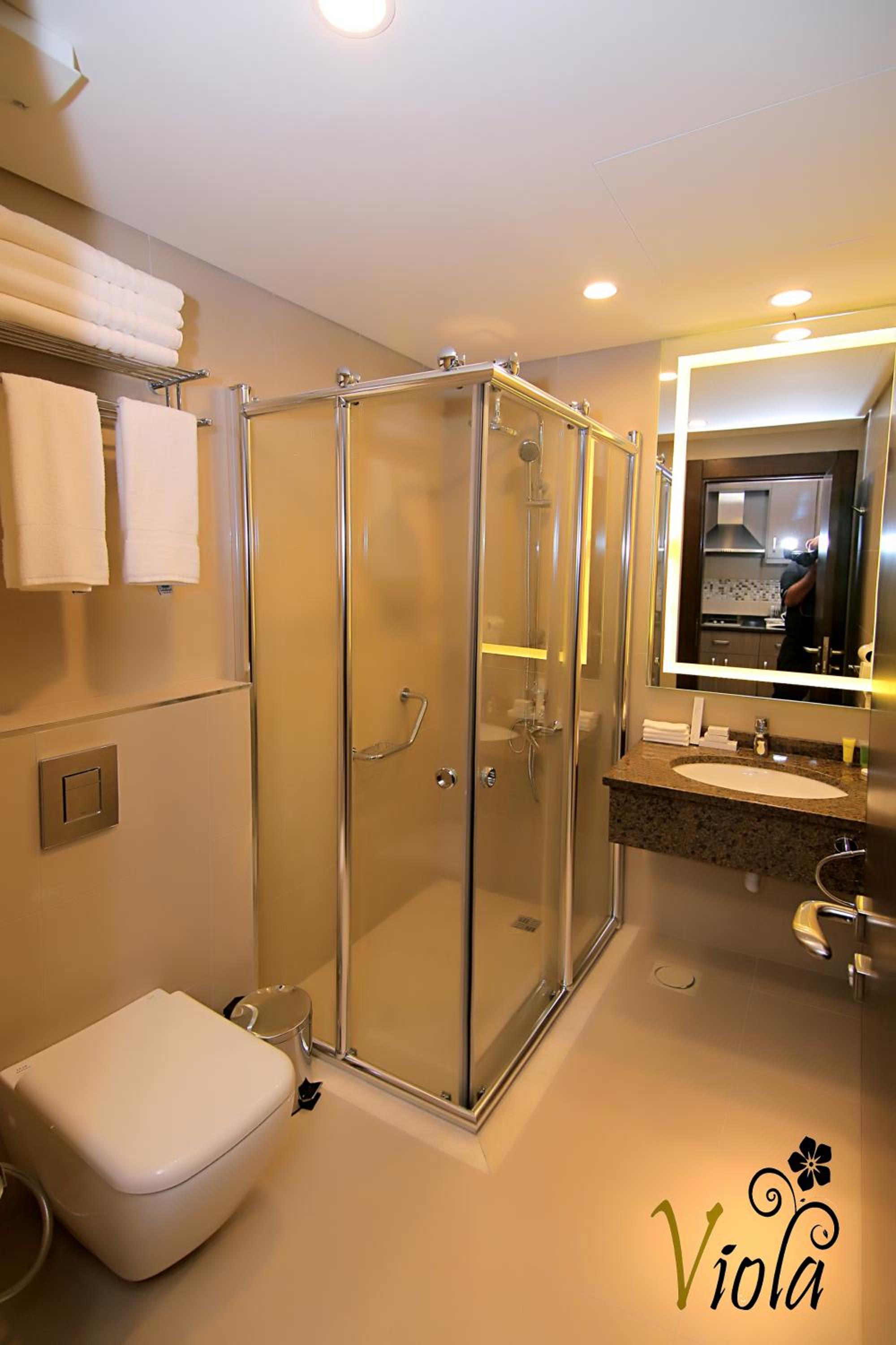 Deluxe Suite photo 3