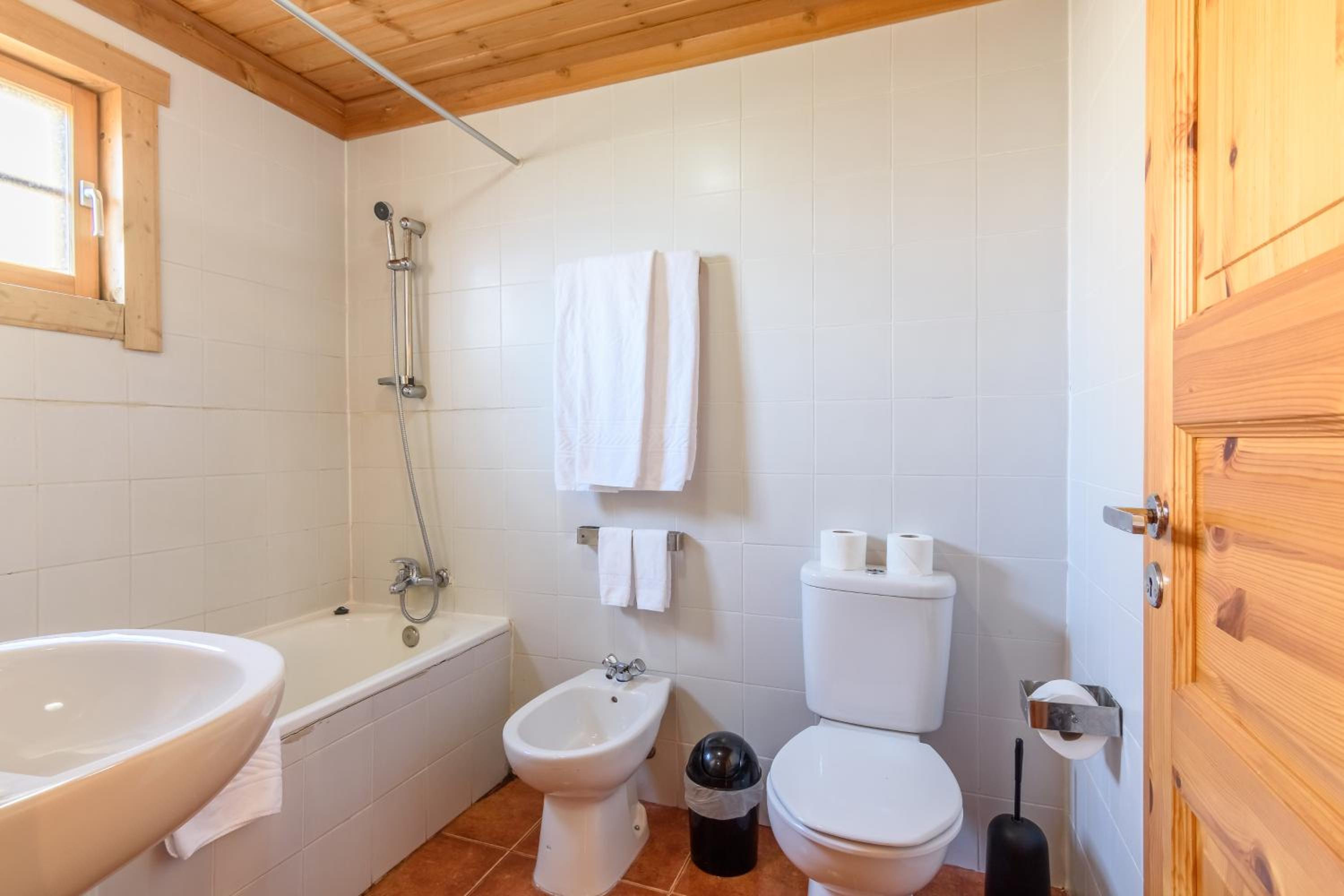 Three-Bedroom Chalet with New Year Special Dinner photo 3
