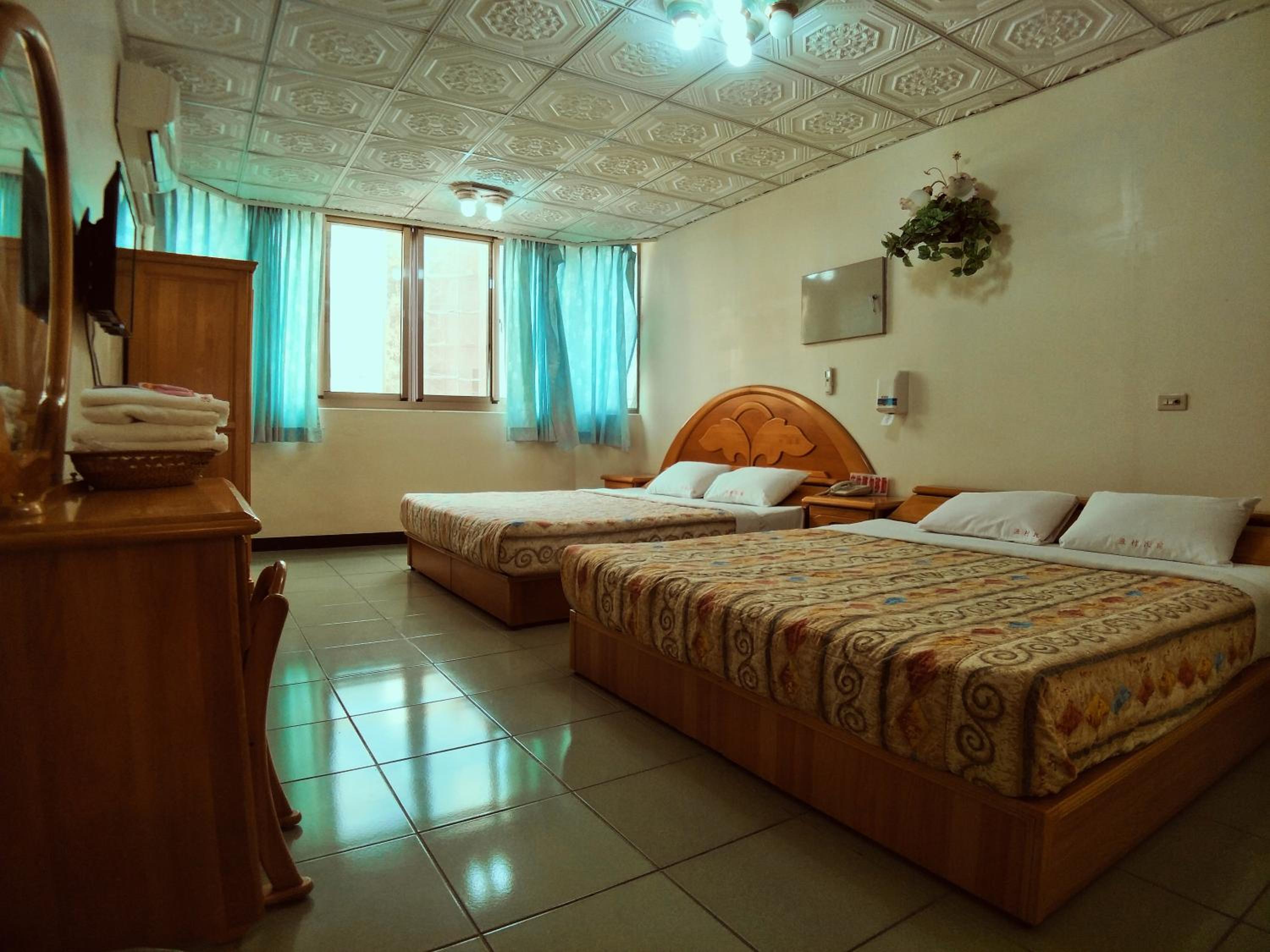 Quadruple Room with Mountain View photo 1
