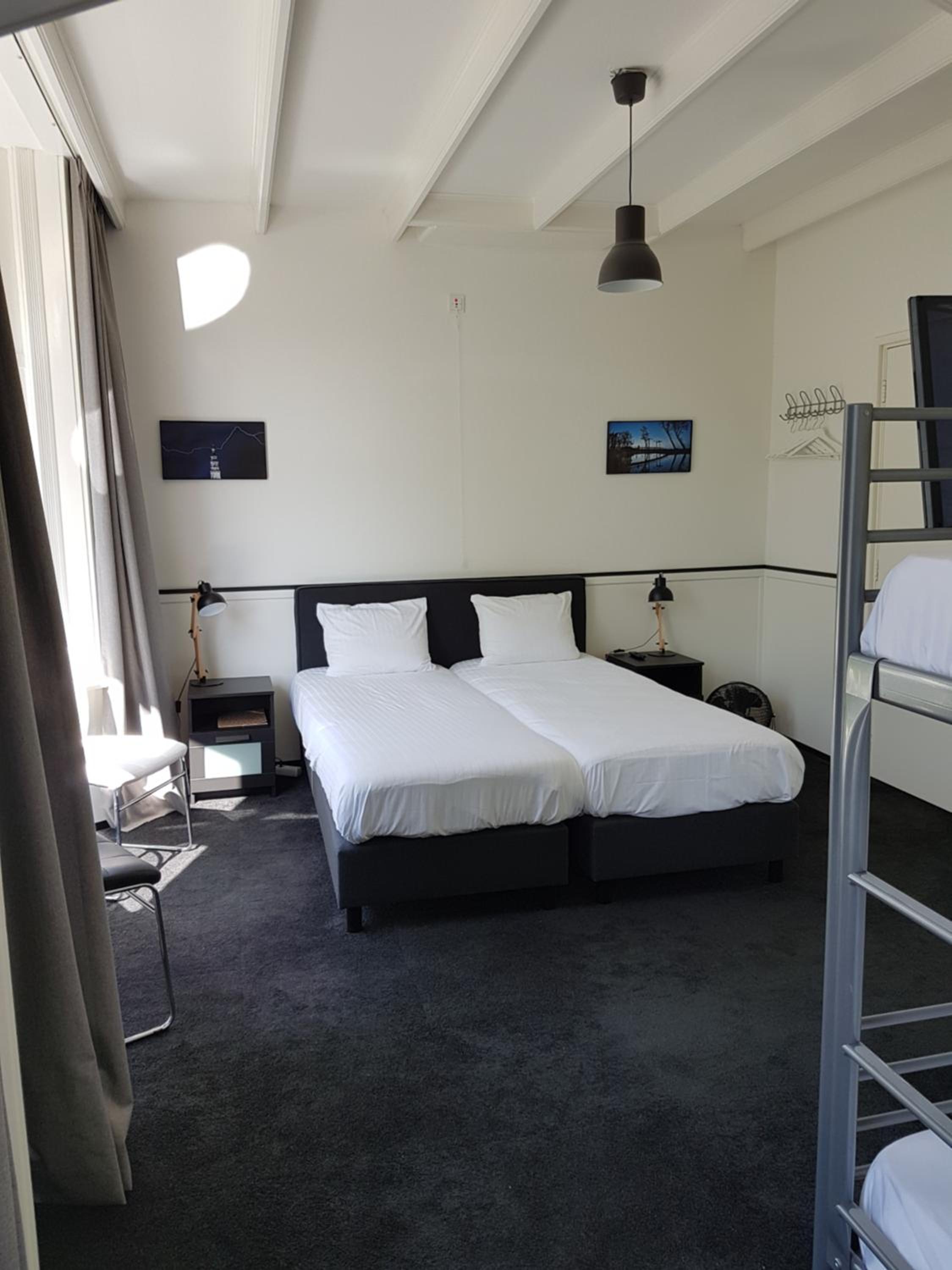 Quadruple Room - Photo 4