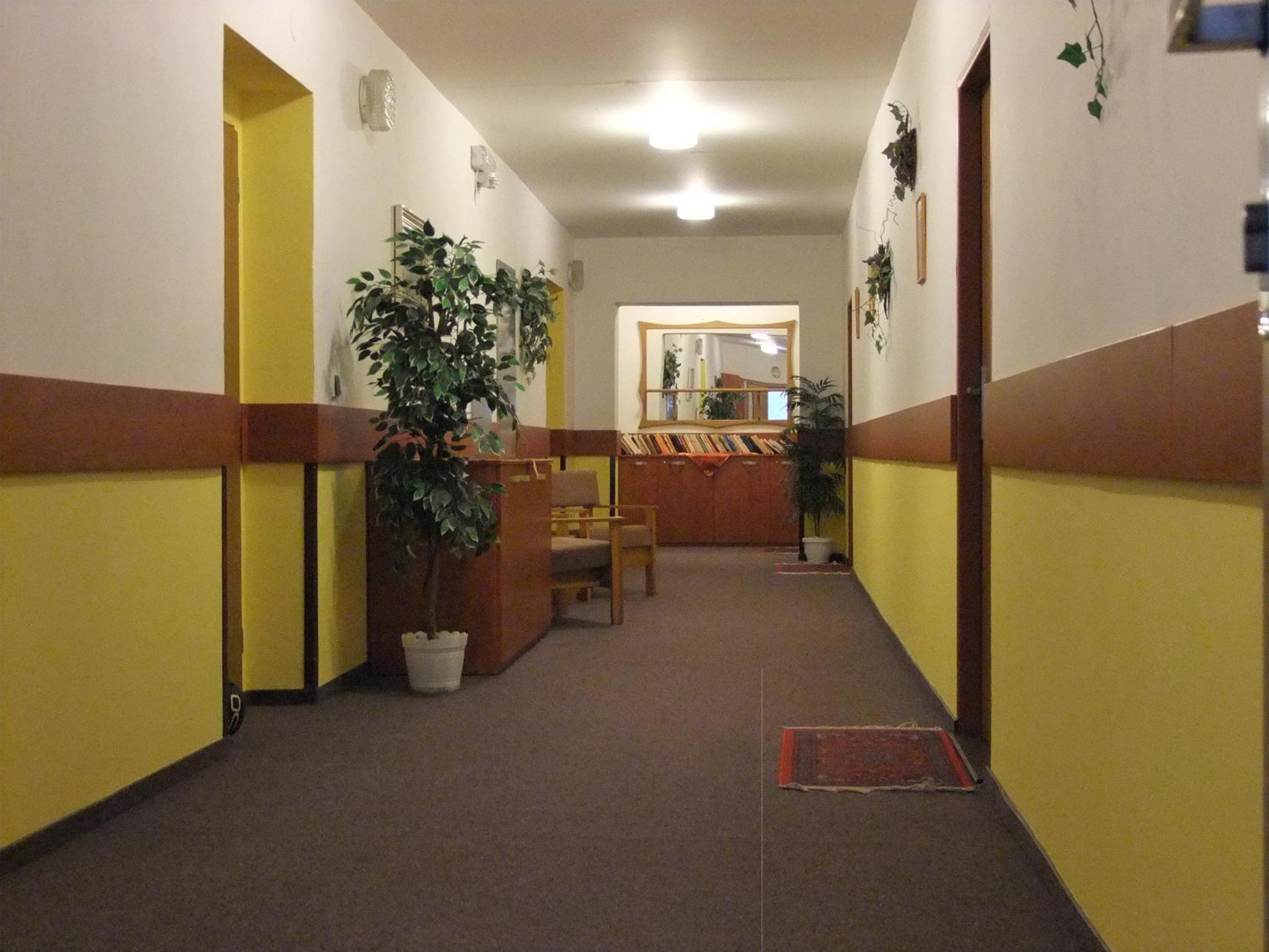 Quadruple Room - Photo 7
