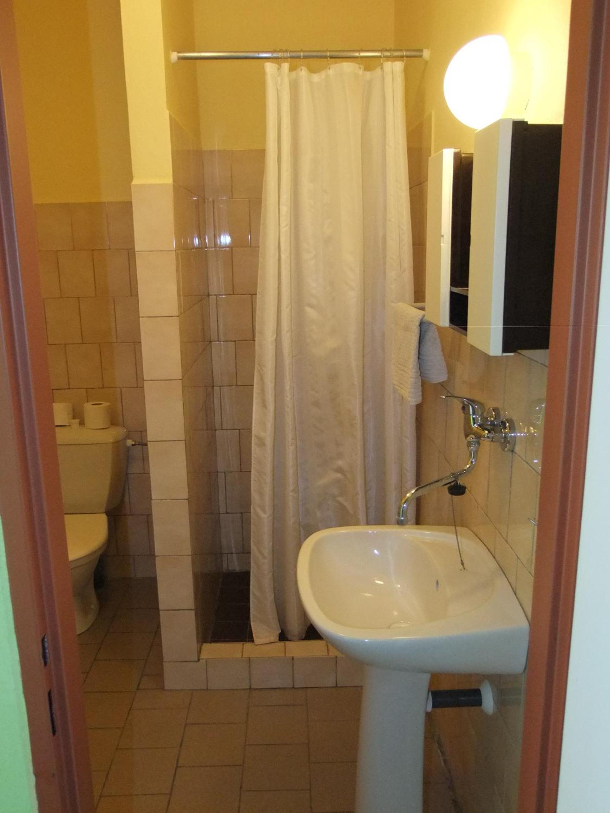 Triple Room - Photo 7