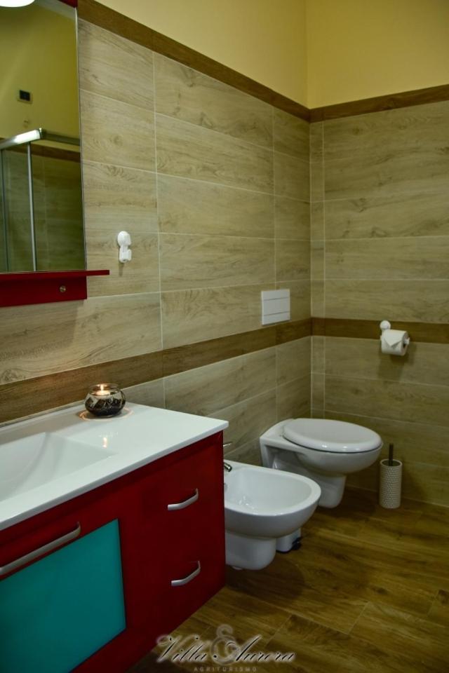 Quadruple Room with Balcony photo 3