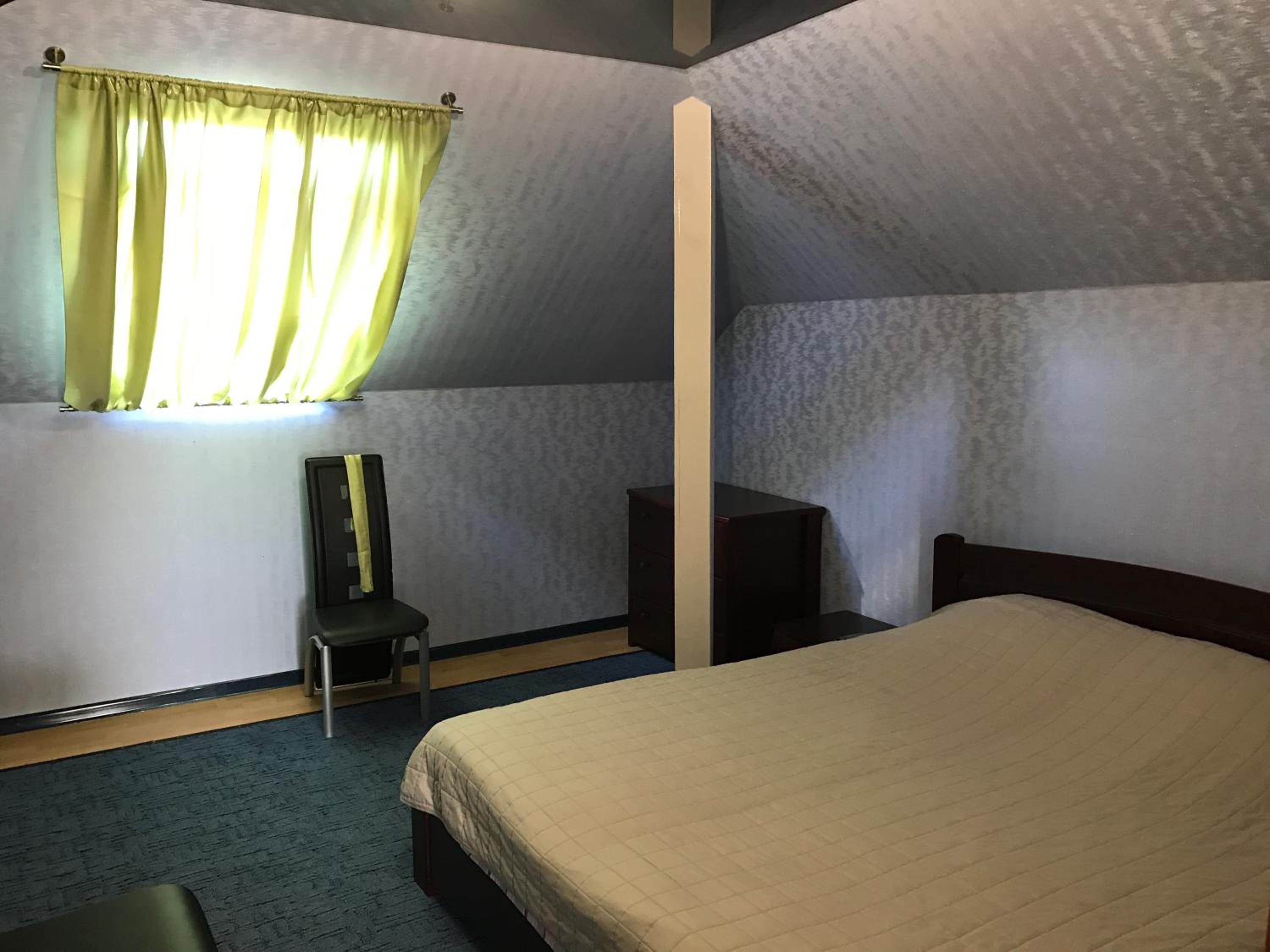 One-Bedroom Suite photo 2