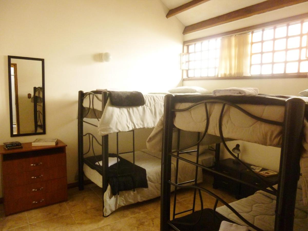 Bed in 4-Bed Mixed Dormitory Room photo 3