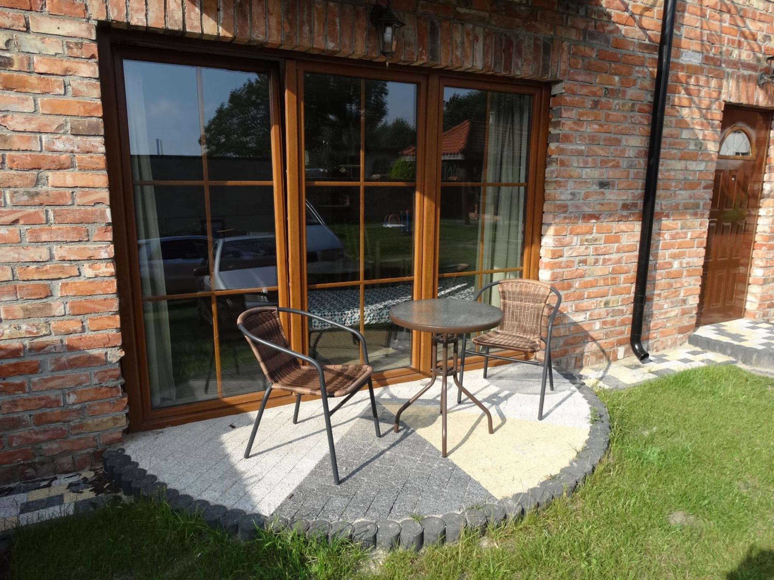 Family Room with Terrace I - Photo 3
