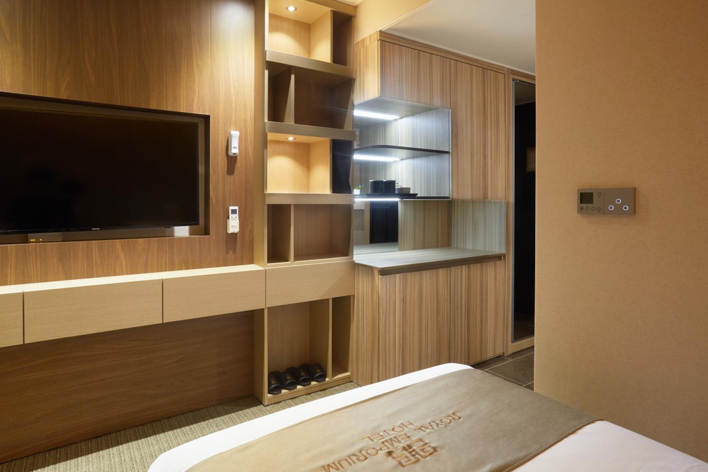 [Christmas Pkg For 2] Premium Twim Room Sea View With Dinner And Unlimited Wine