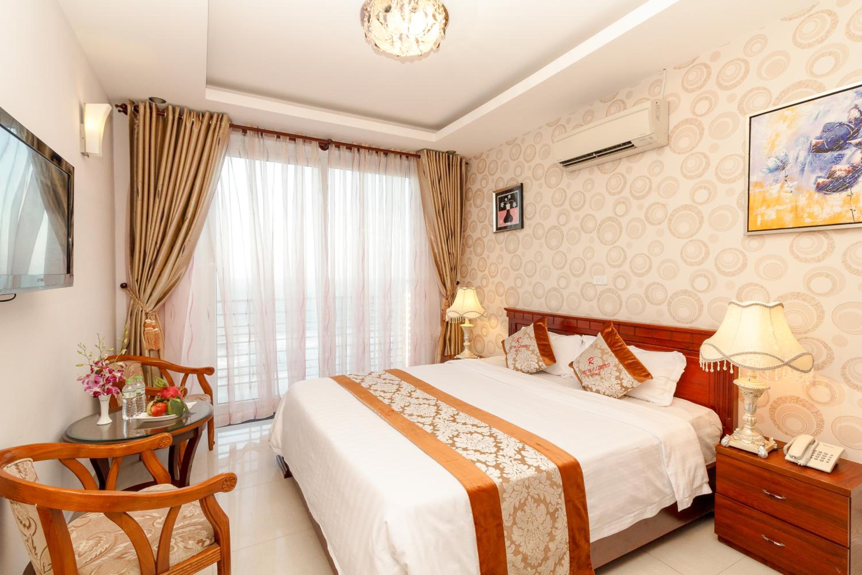 Deluxe Double or Twin Room with Sea View photo 3