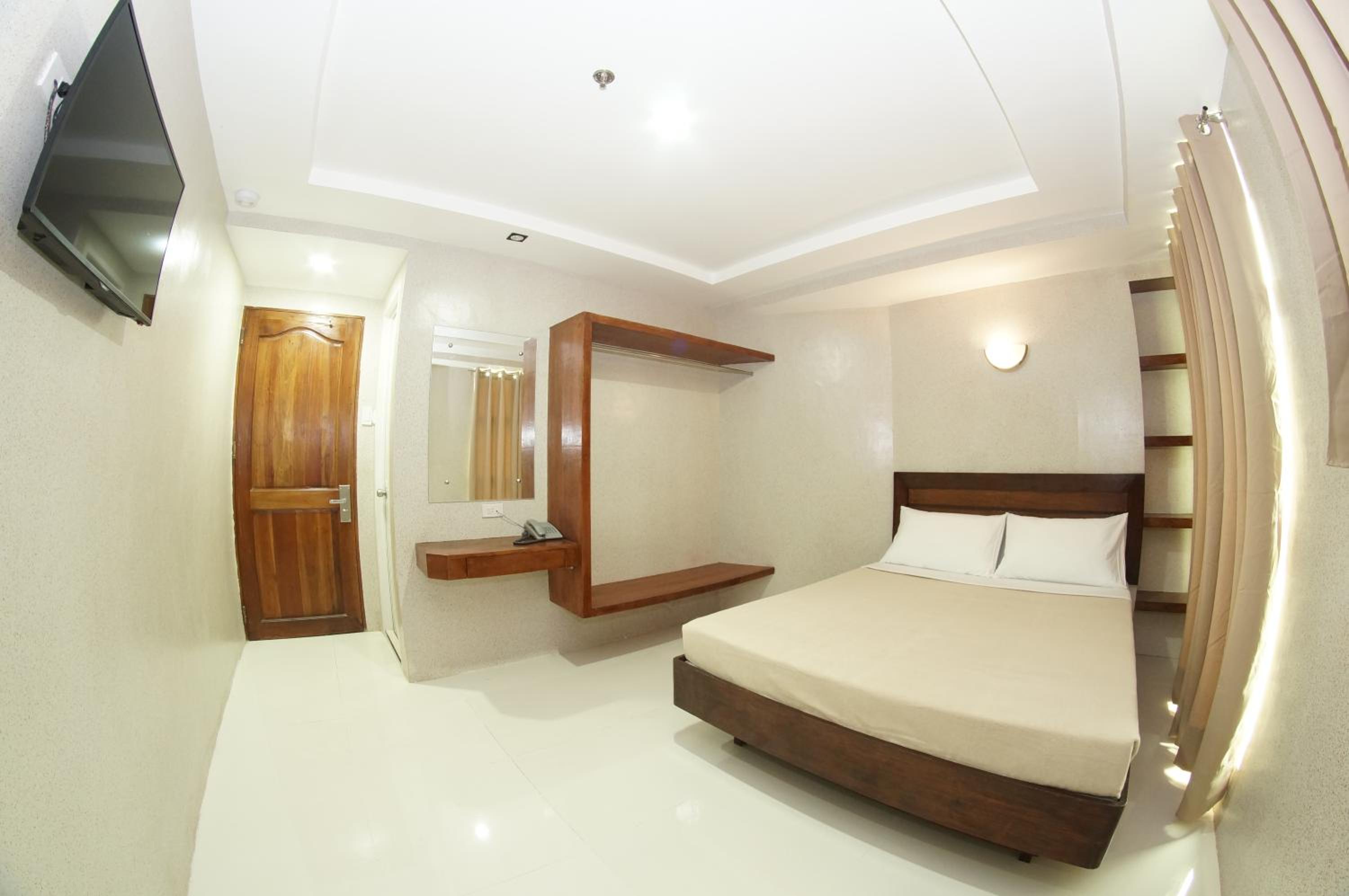 Premier Queen Room photo 3