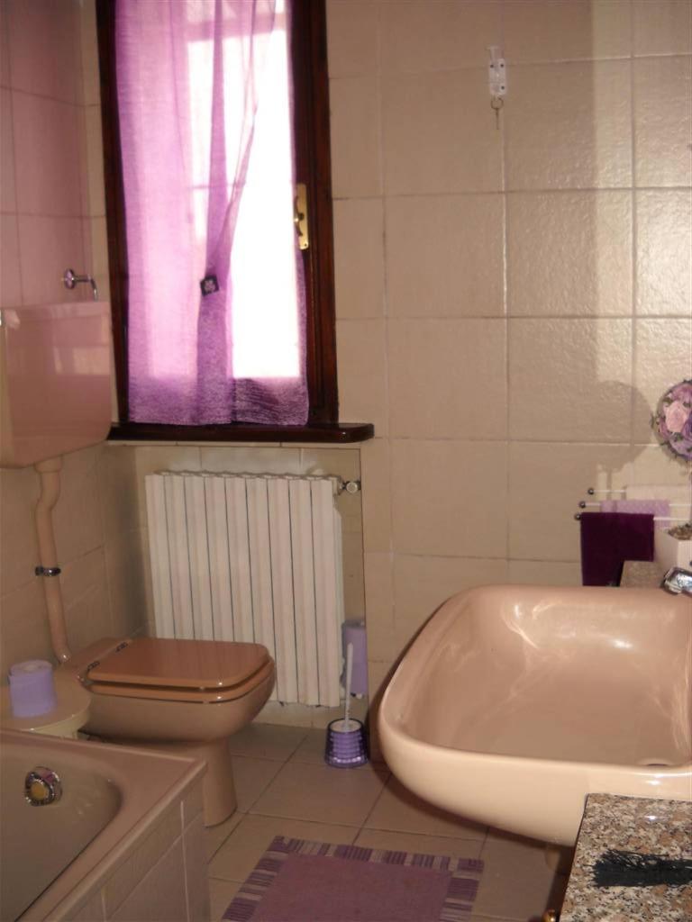 Standard Double Room with Shared Bathroom photo 2