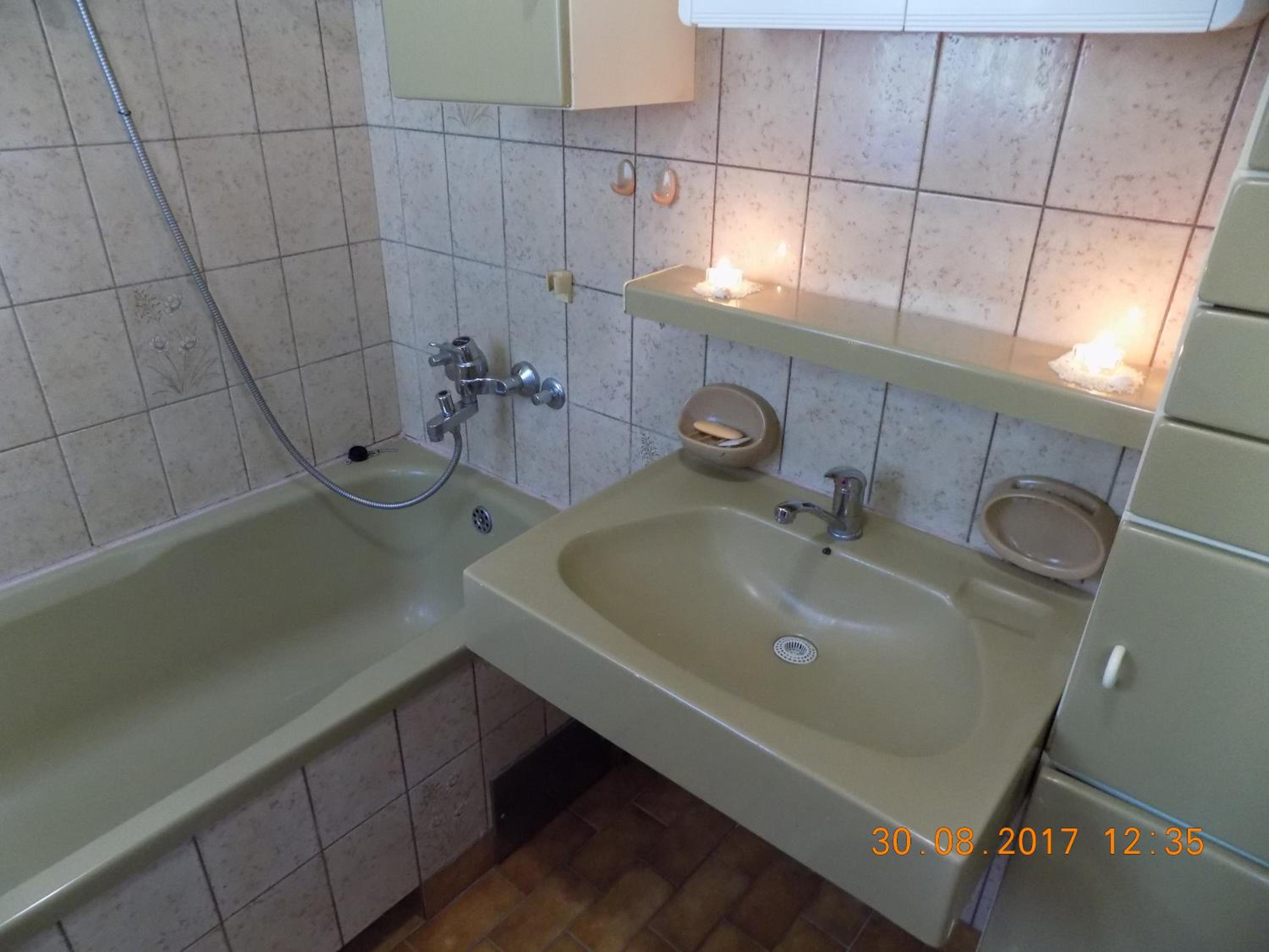 Apartment photo 3