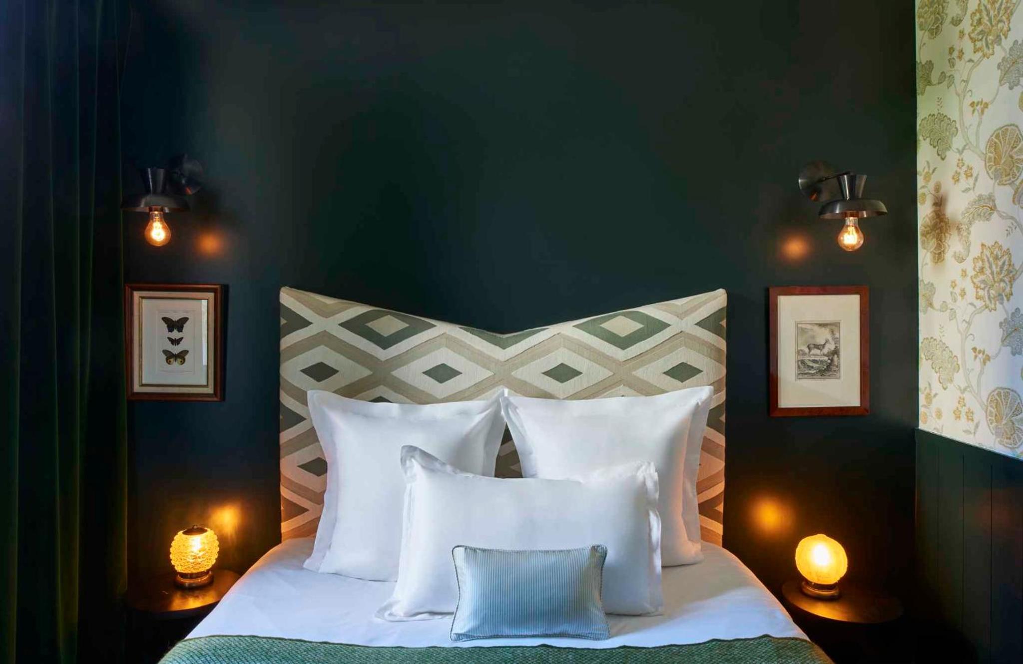 Double Room thumbnail 5