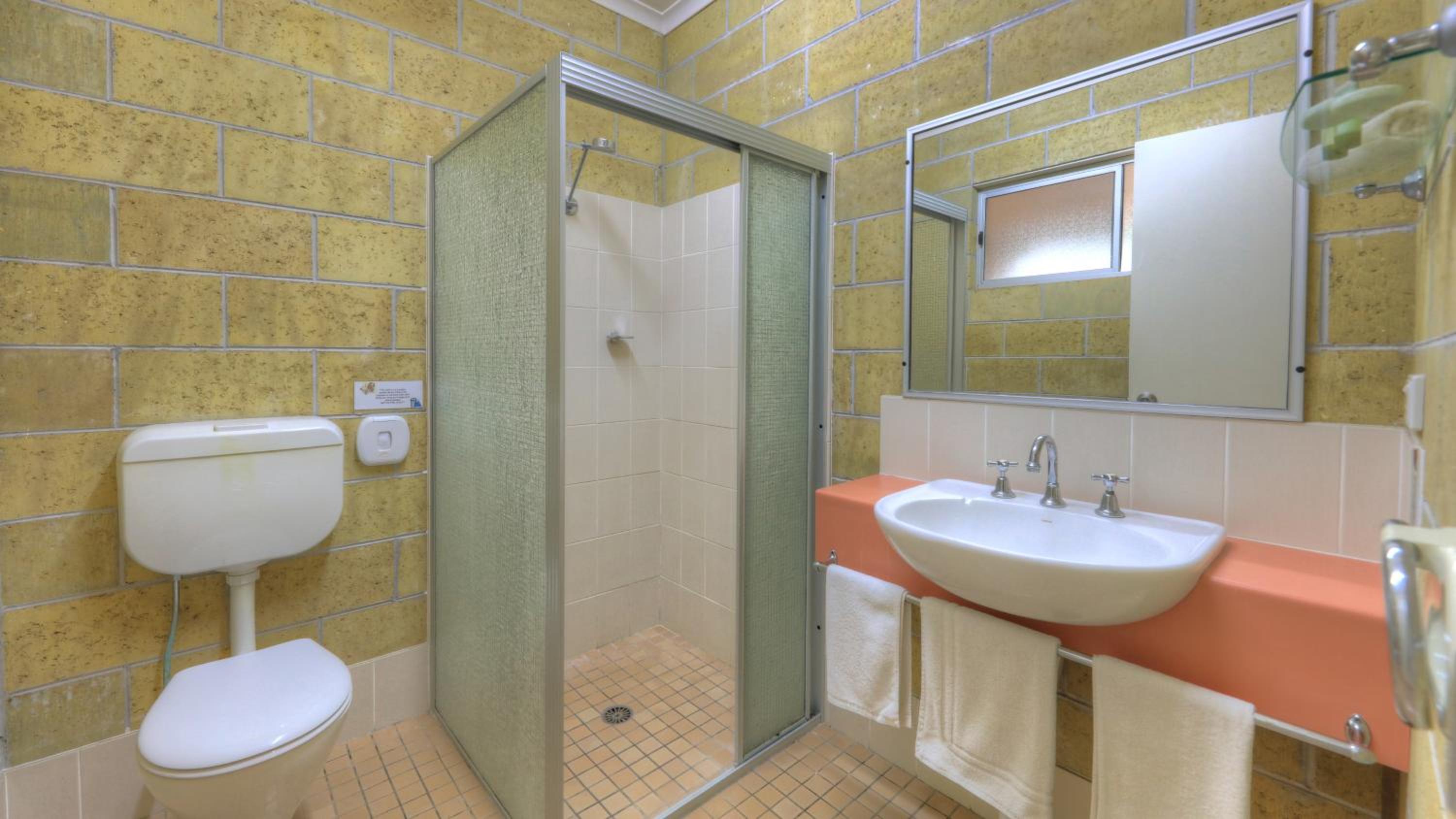 Deluxe King Room - Photo 3
