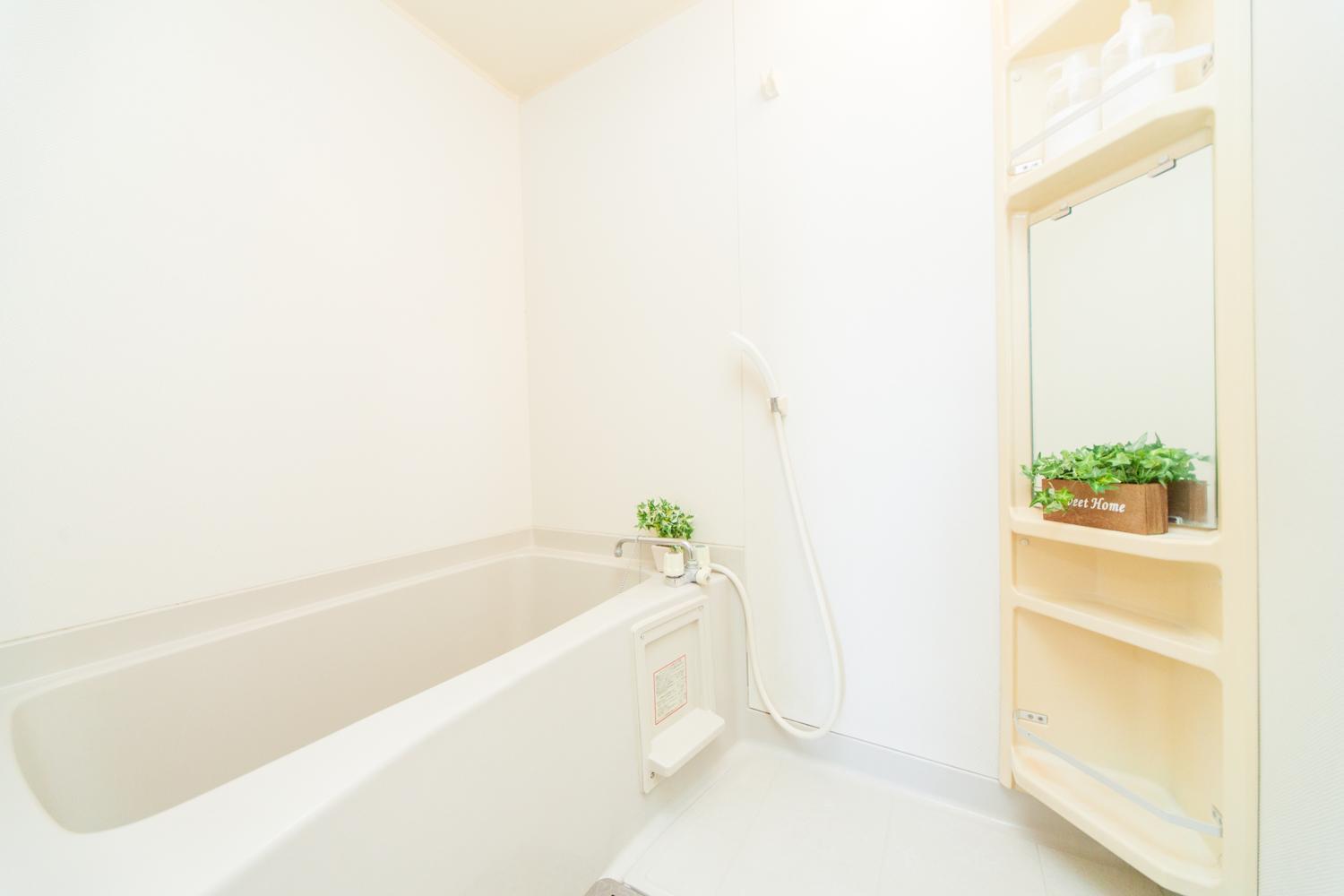 Three-Bedroom Apartment - Photo 37
