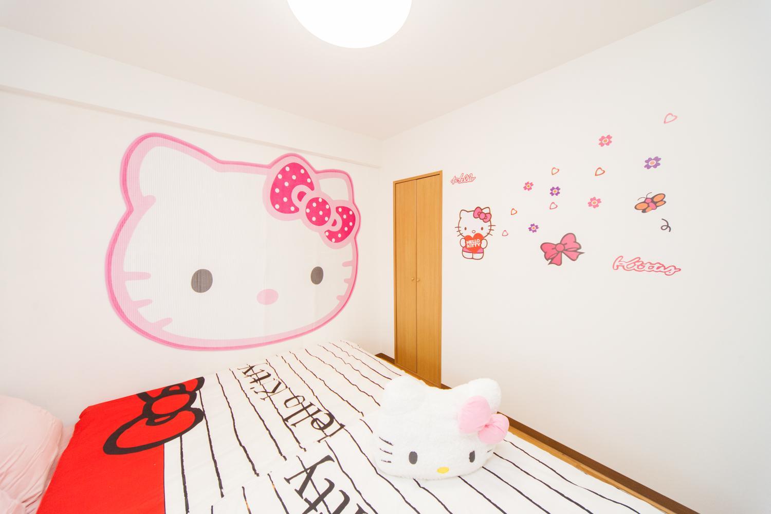 Three-Bedroom Apartment - Photo 31