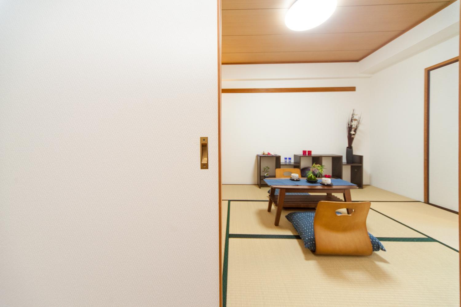 Three-Bedroom Apartment - Photo 61