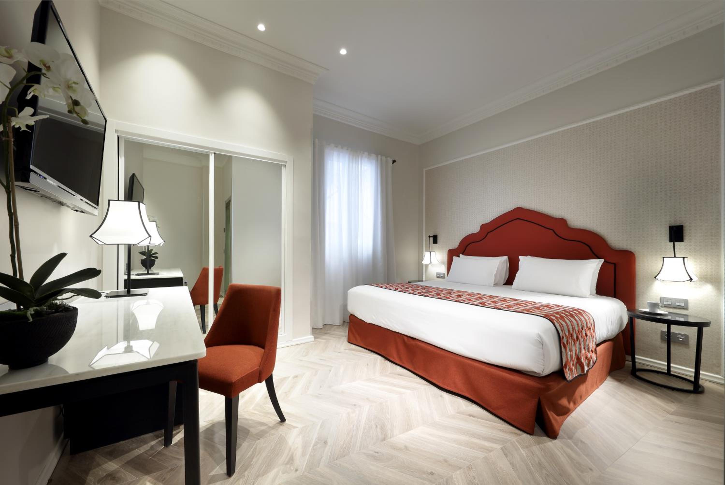 Double Room - Photo 1