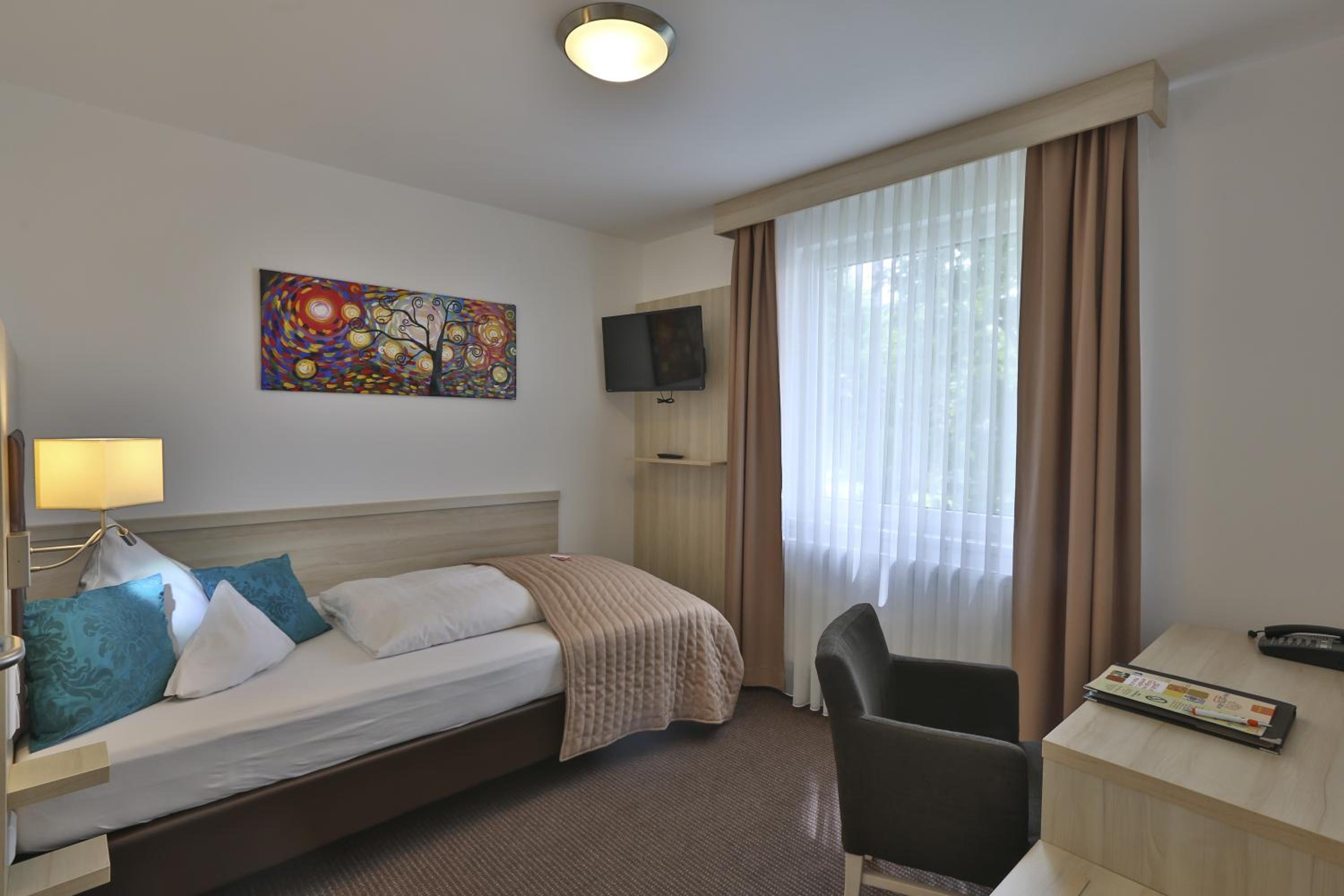 Comfort Single Room