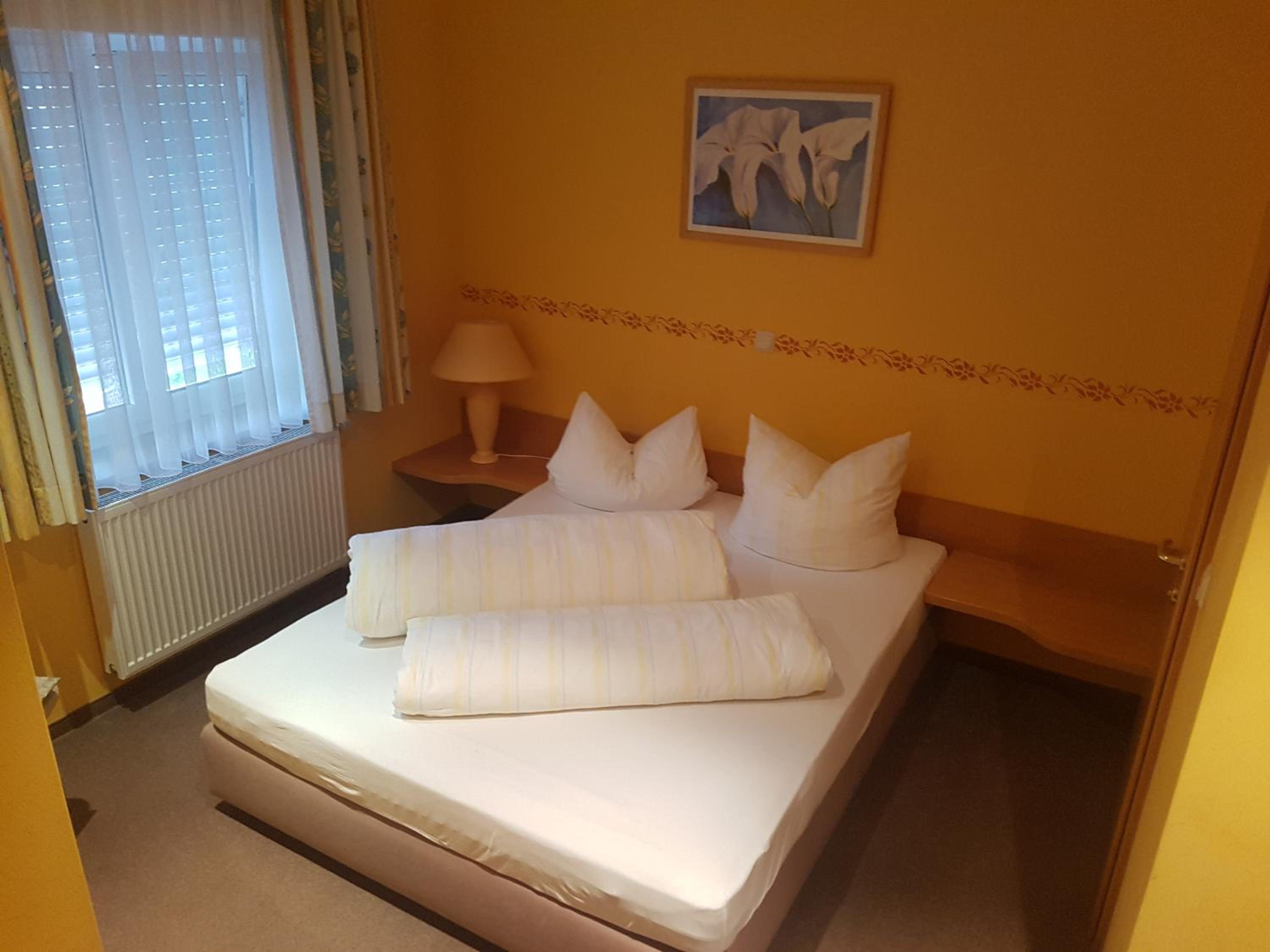 Small Double Room photo 1