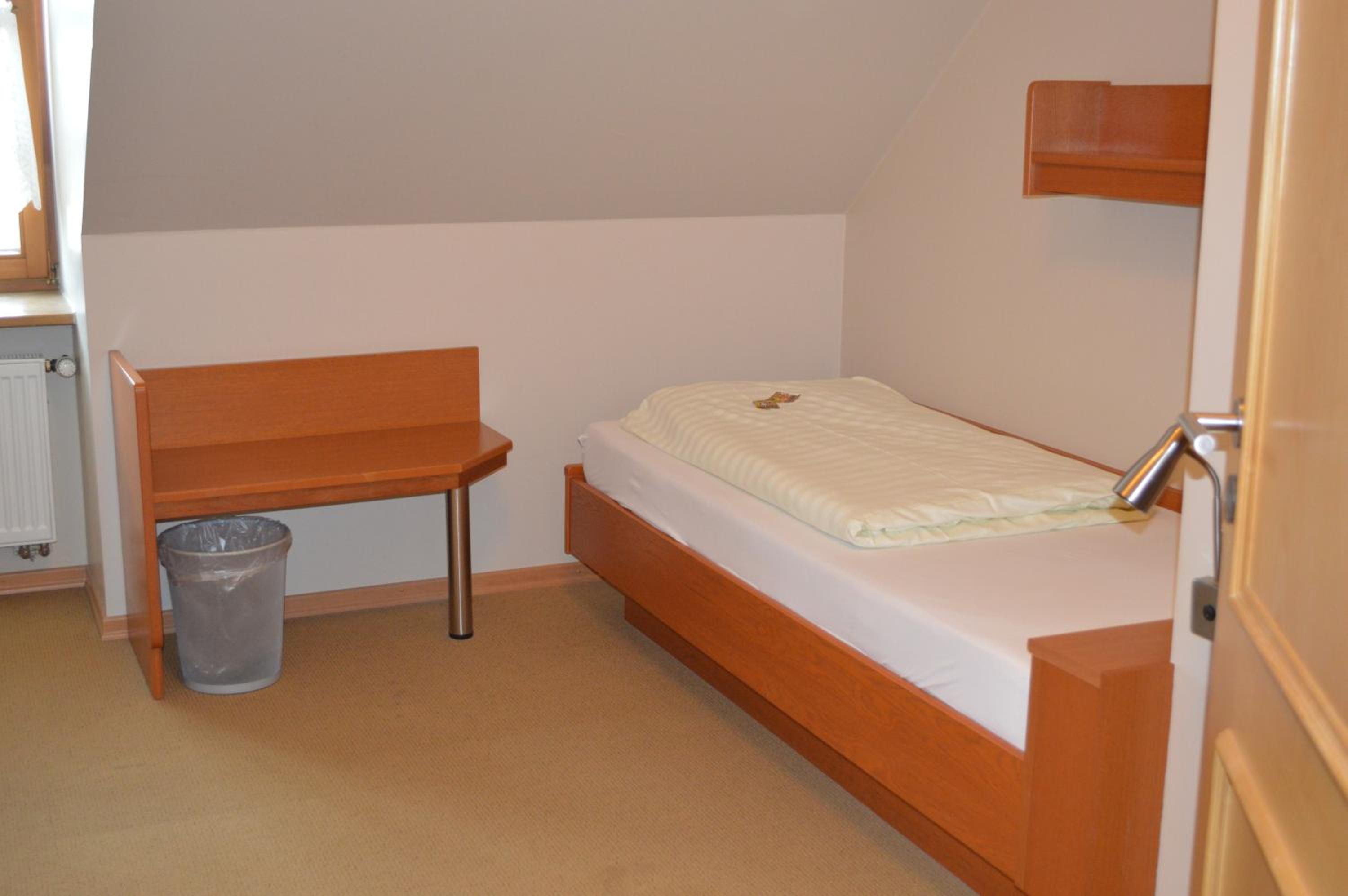 Single Room photo 2