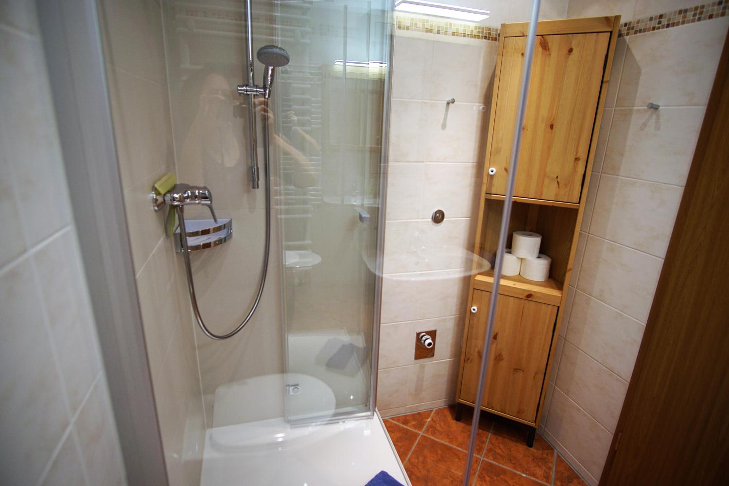 One-Bedroom Apartment with Balcony - Photo 16