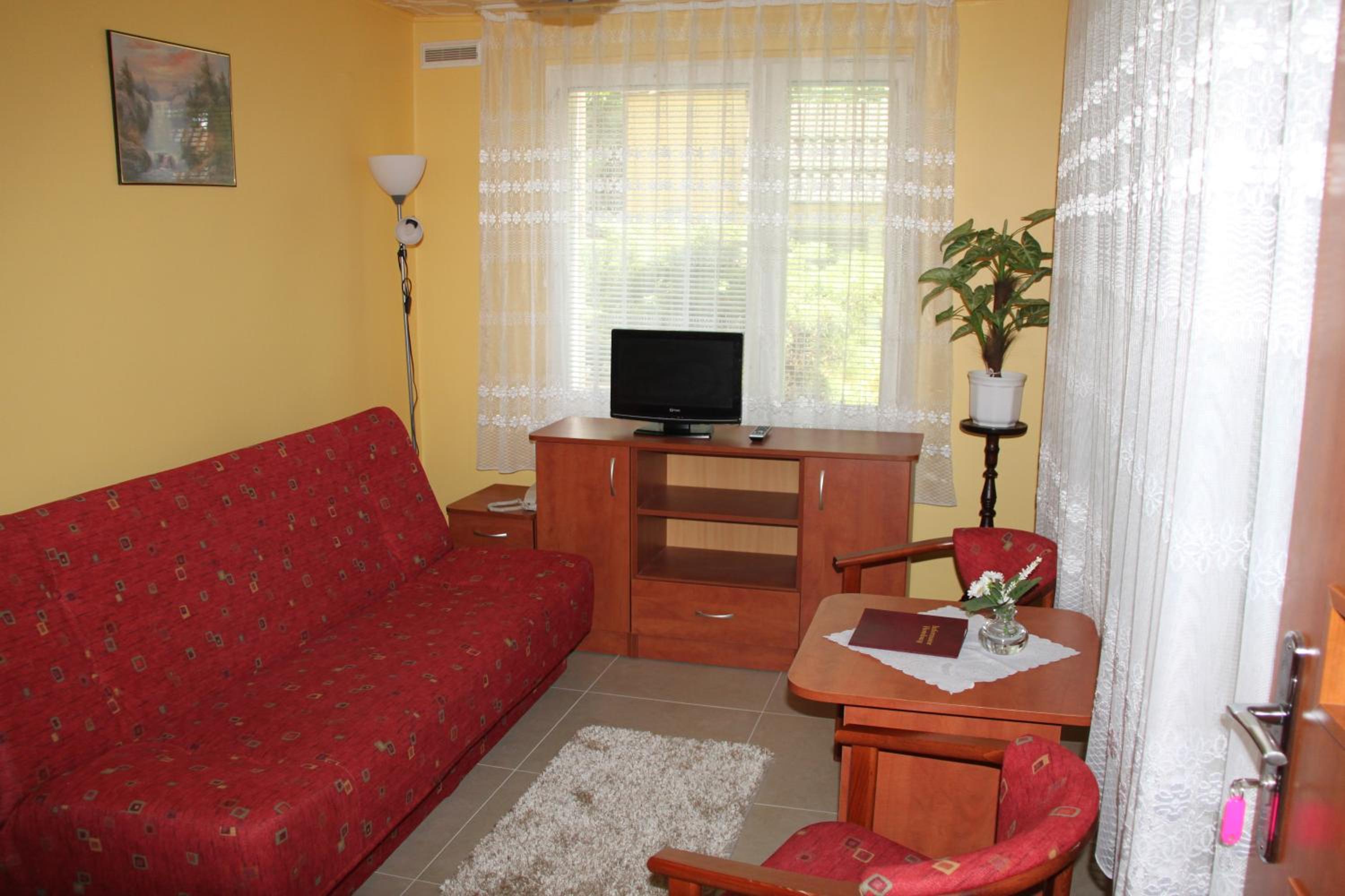 Two-Bedroom Bungalow photo 1