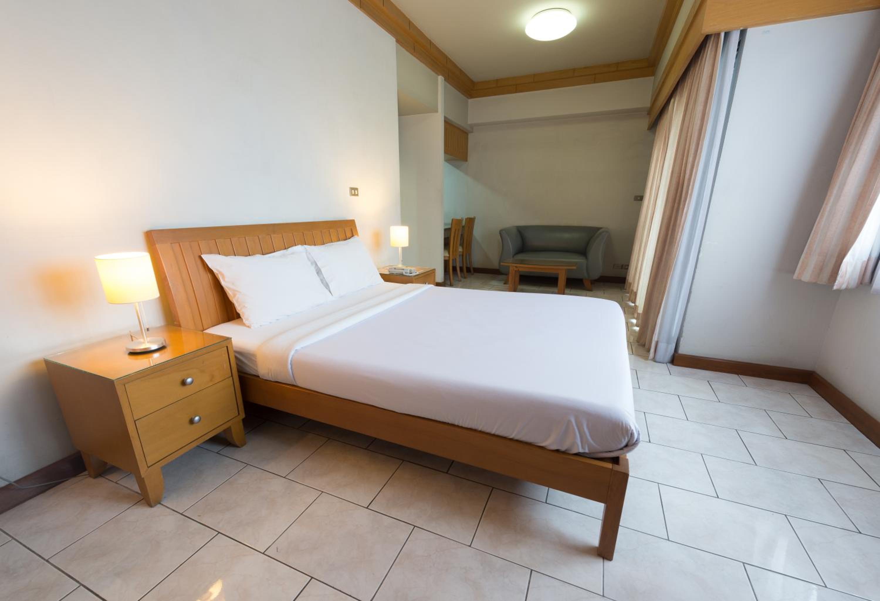 Double Room with Private Bathroom photo 3