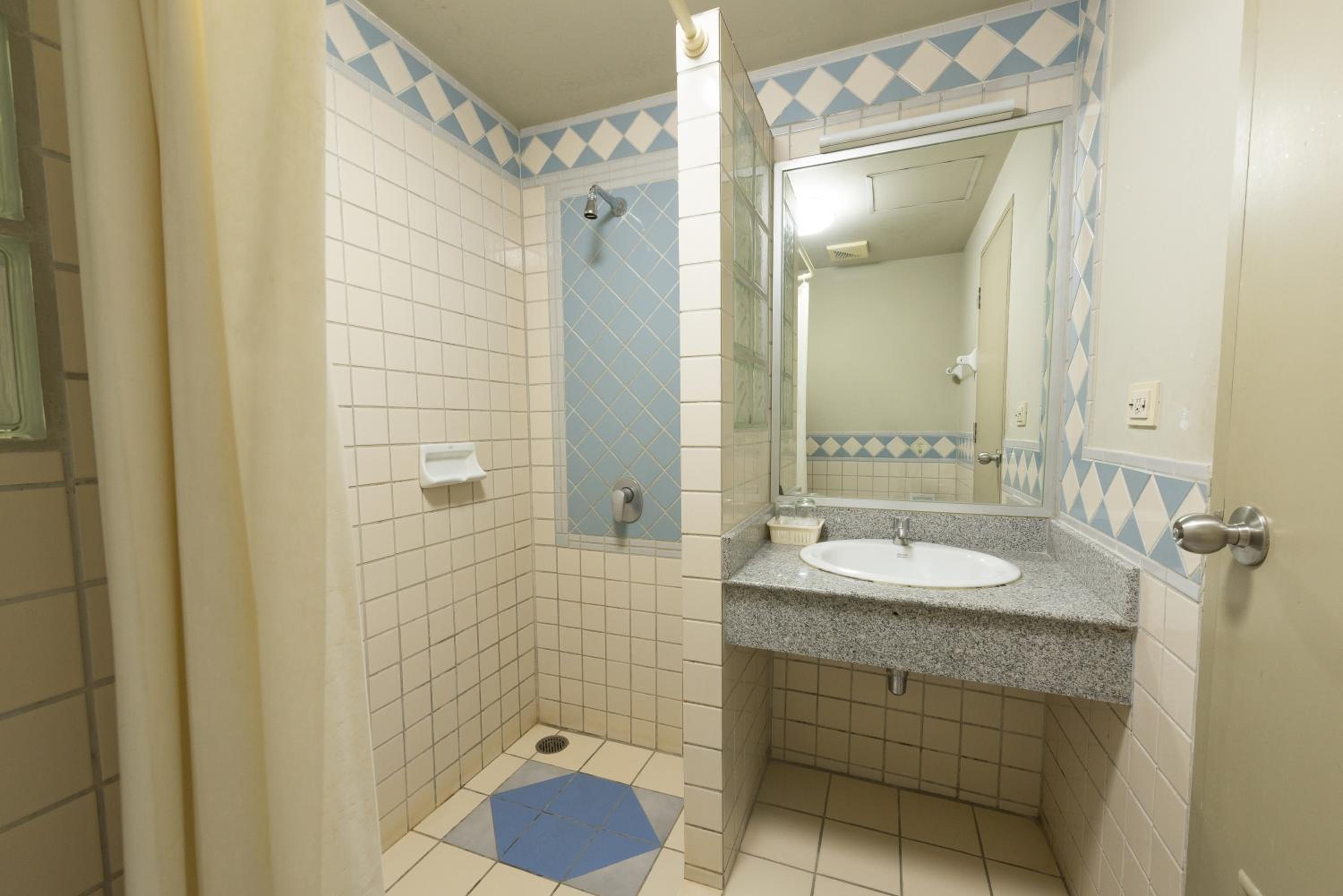 Double Room with Shower photo 2