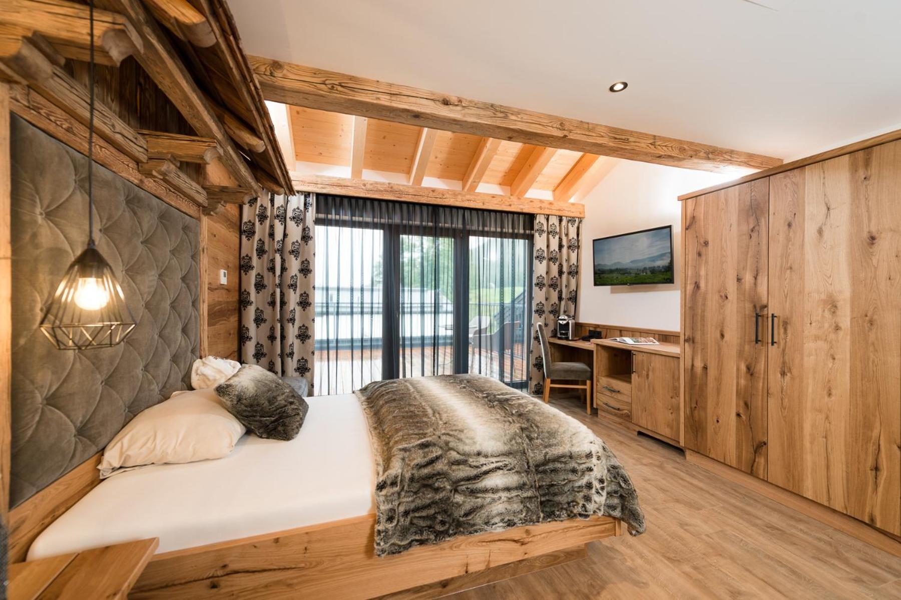 Diamond Single Chalet