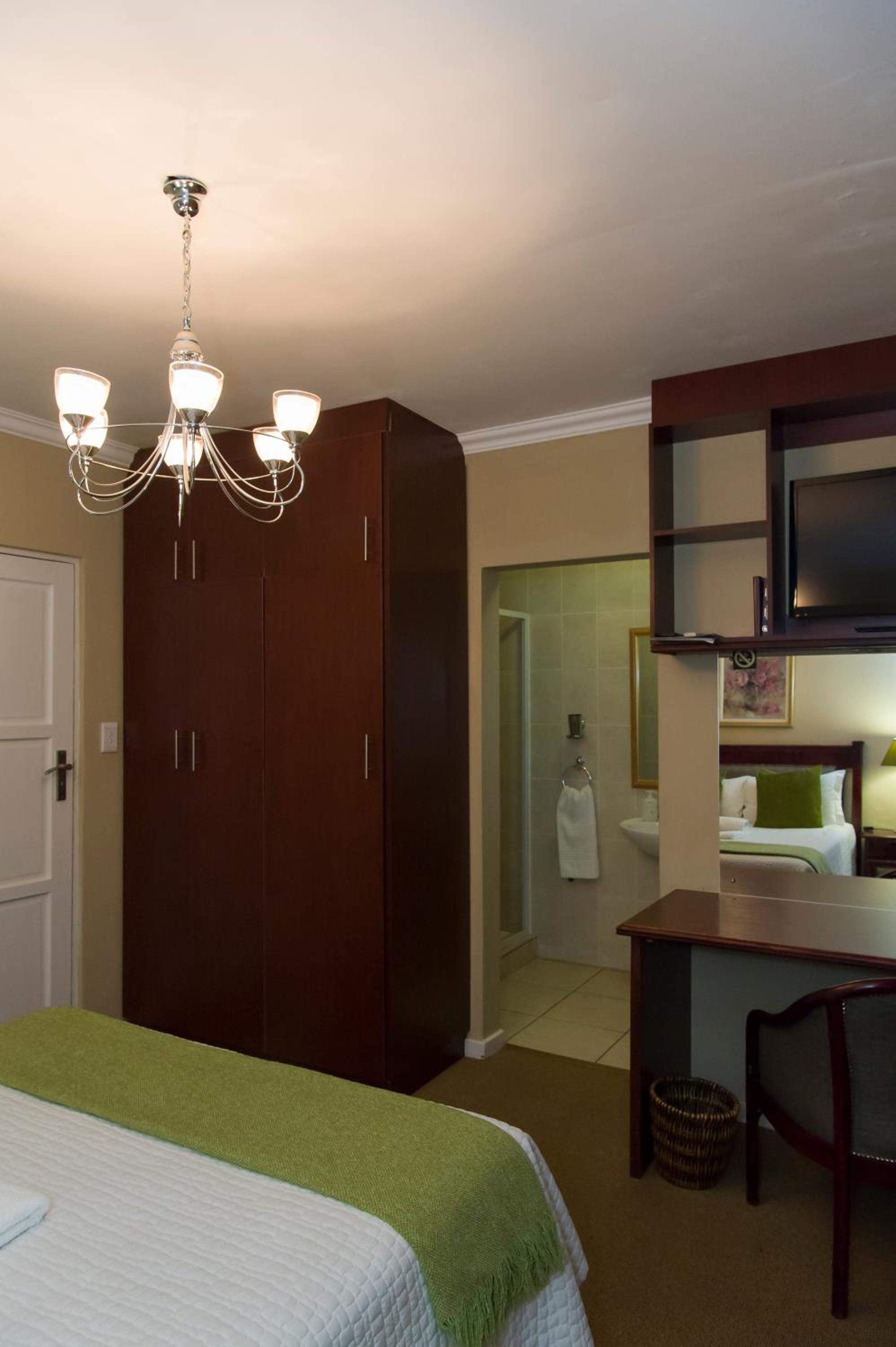 Double Room with Garden Access - Room 7 photo 2