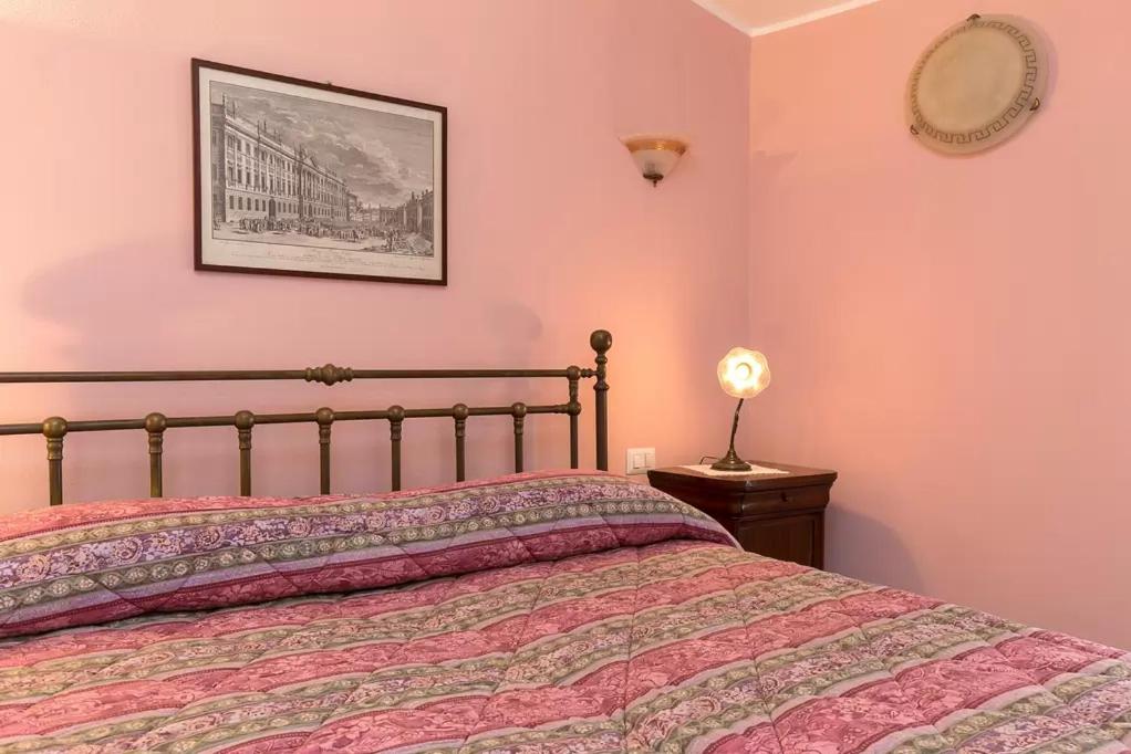 Double Room with Private Bathroom photo 1