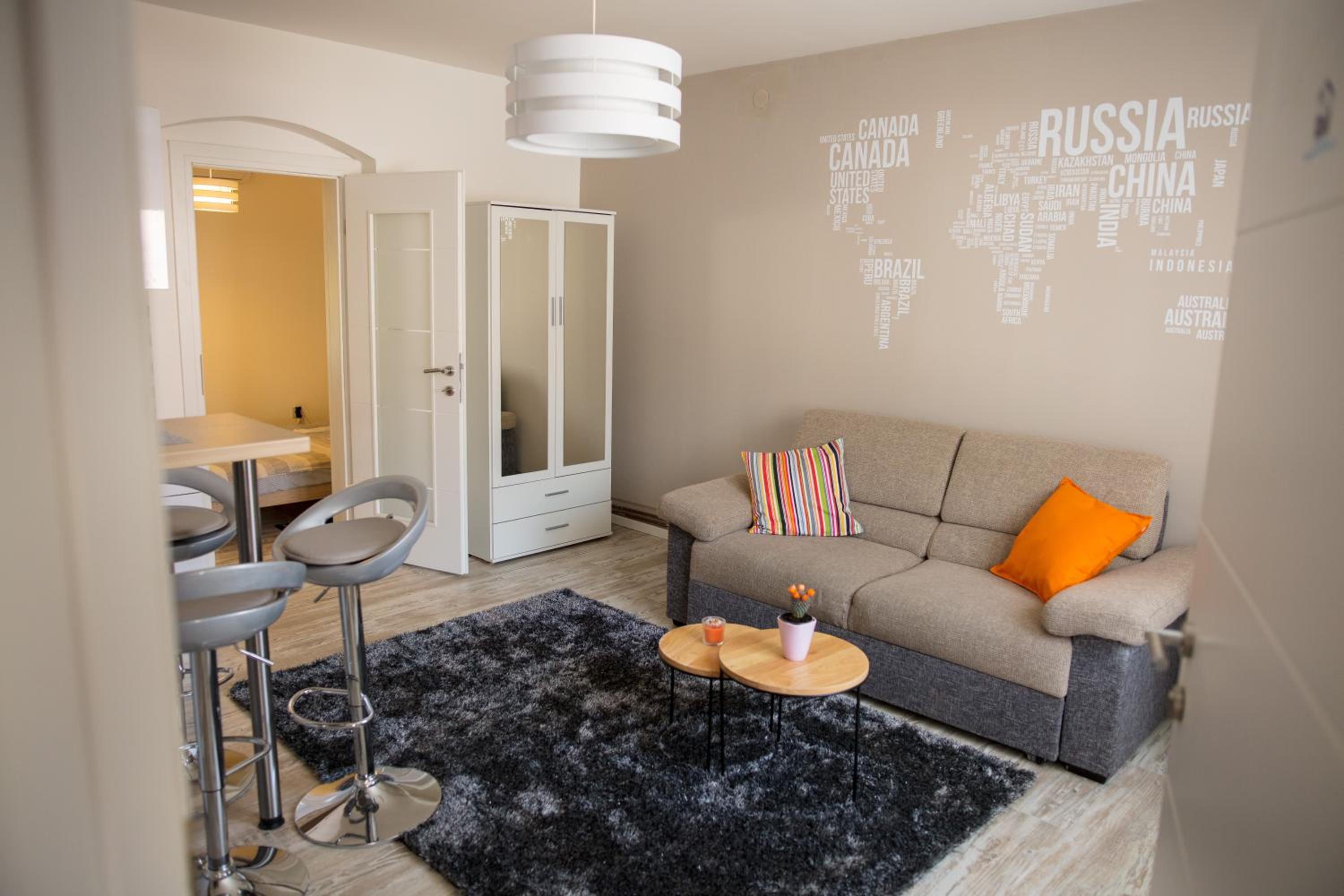 One-Bedroom Apartment