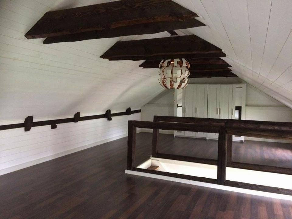 One-Bedroom House photo 1