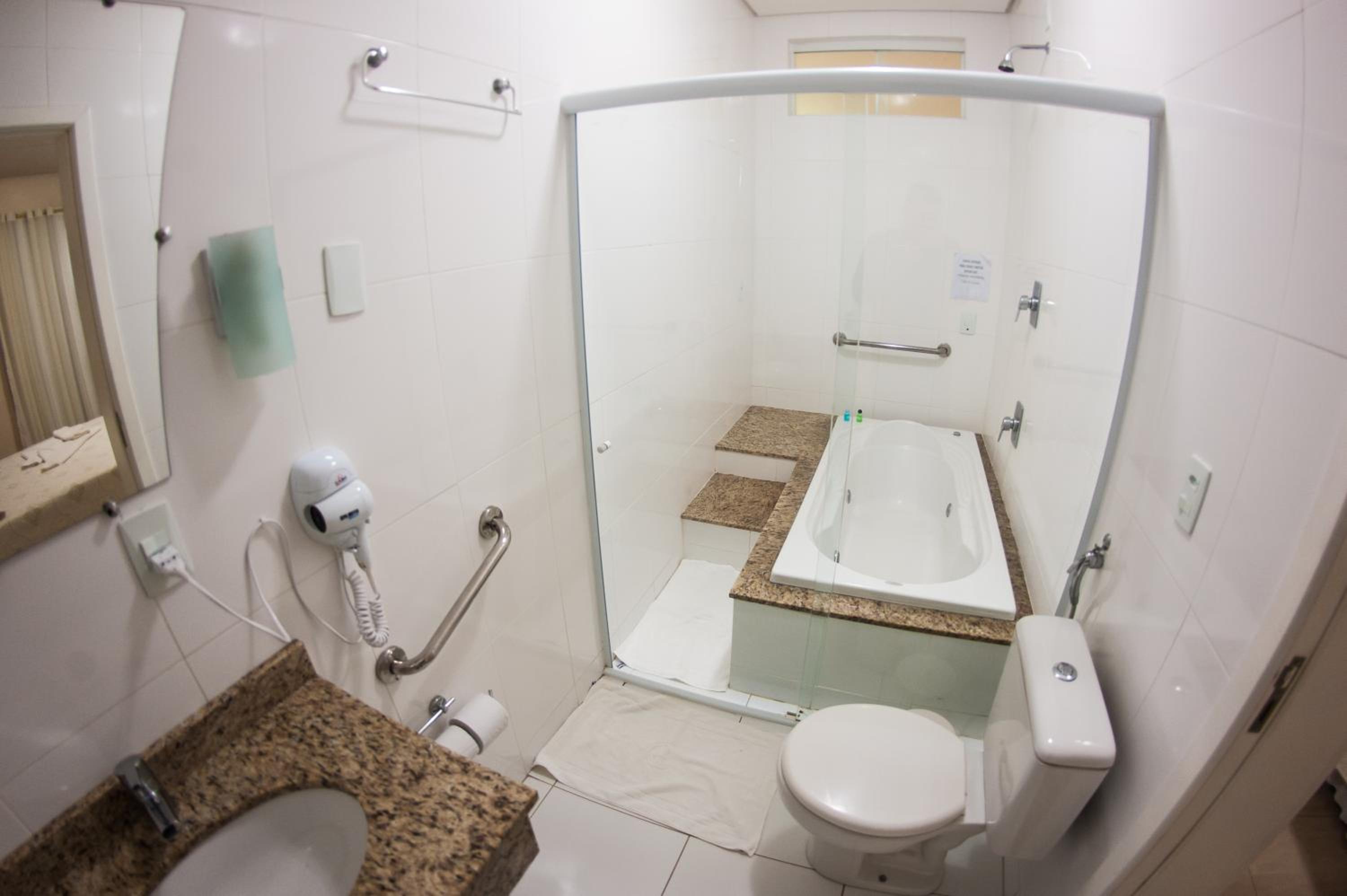Single Room with Bath photo 2