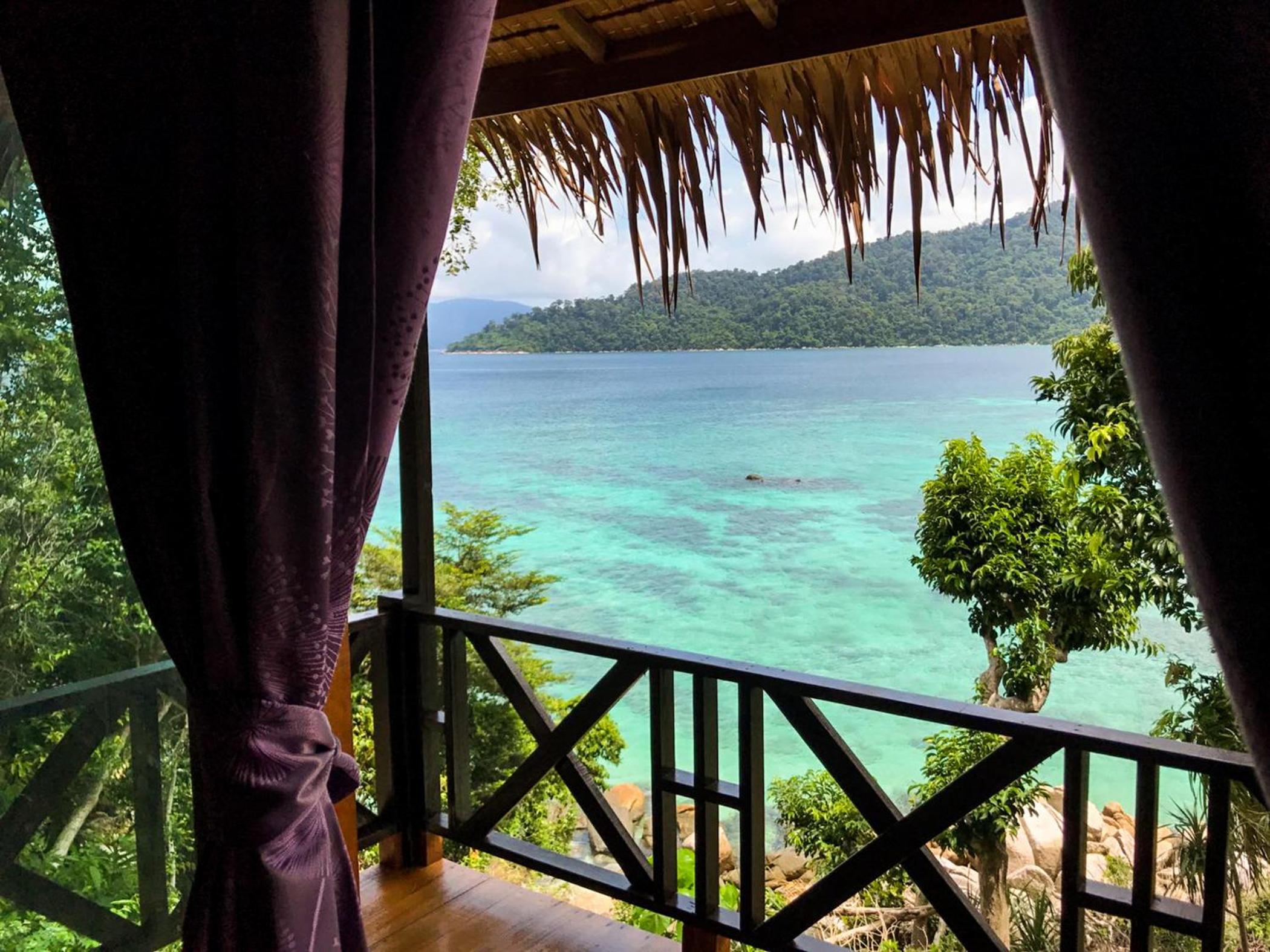 Deluxe Bungalow with Sea View - Photo 3