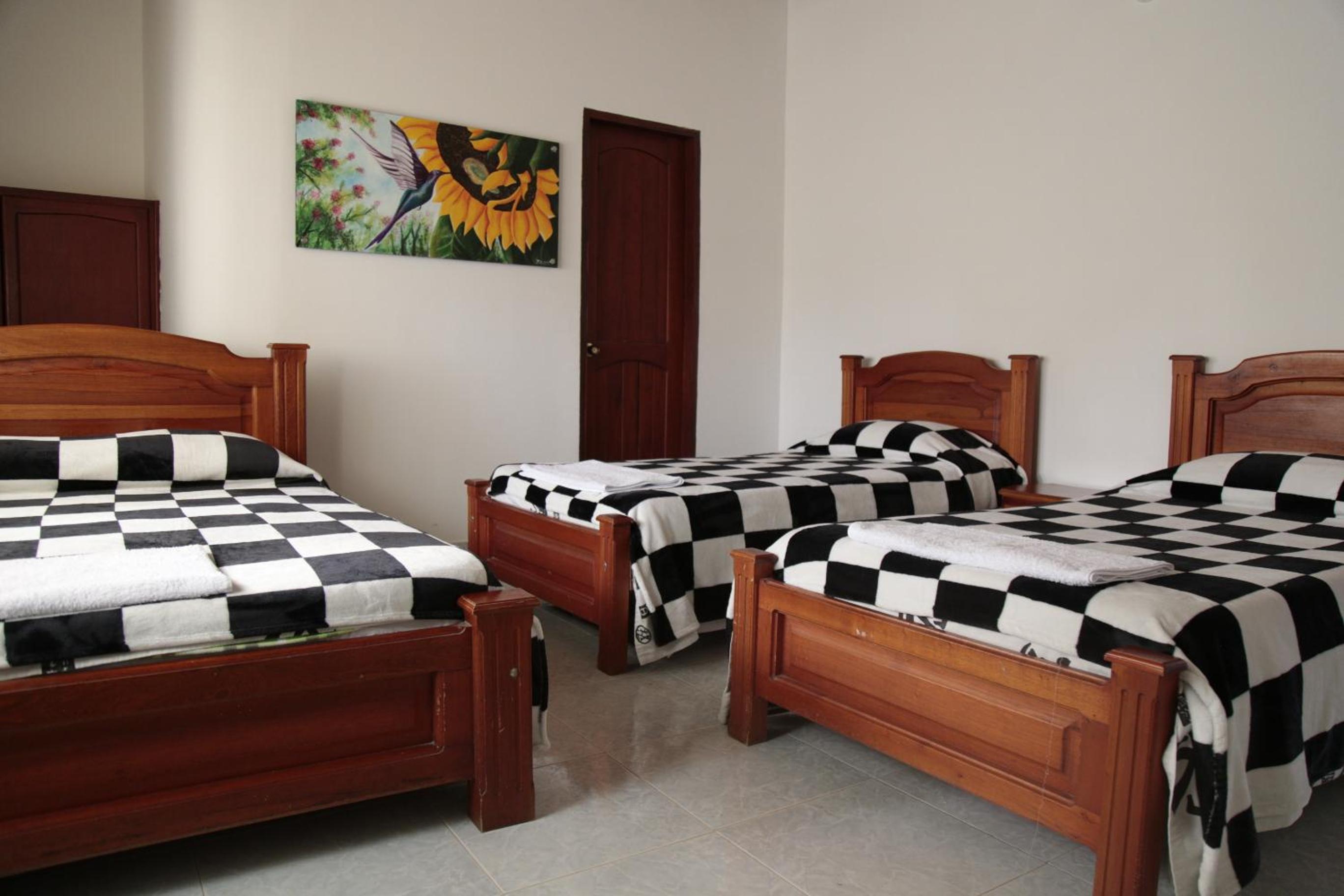 Basic Triple Room photo 2