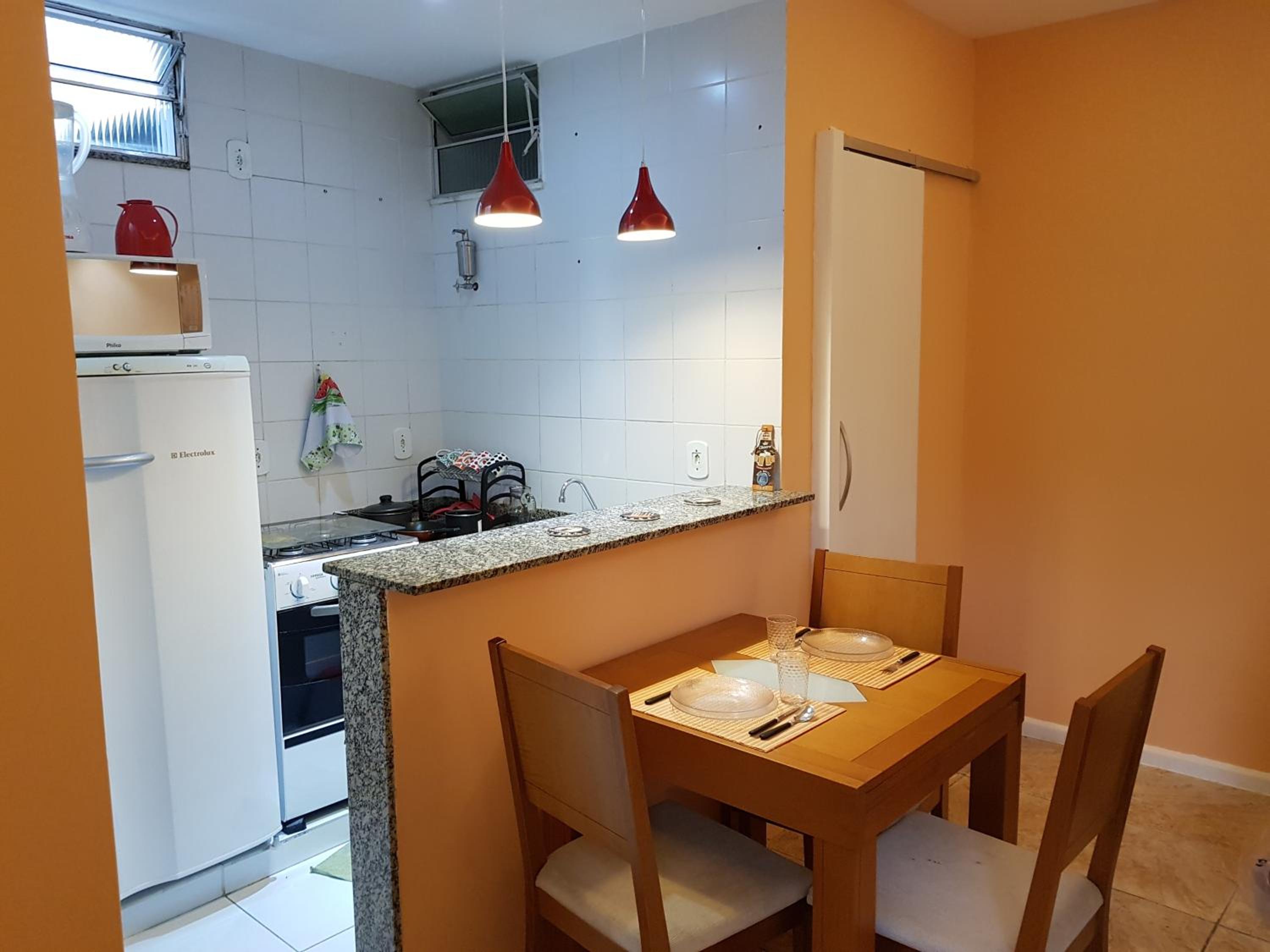Studio Apartment - Photo 25
