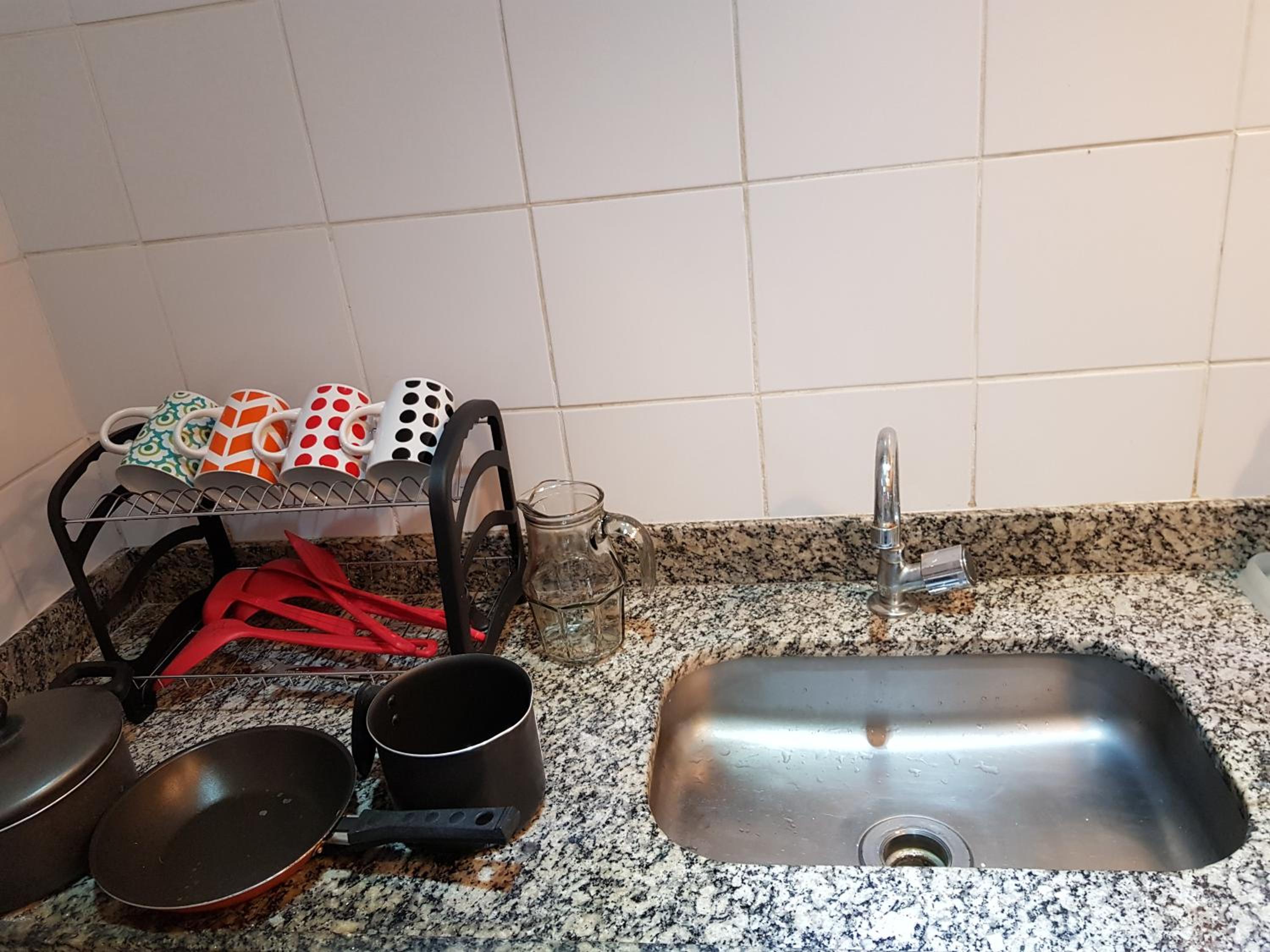 Studio Apartment - Photo 30